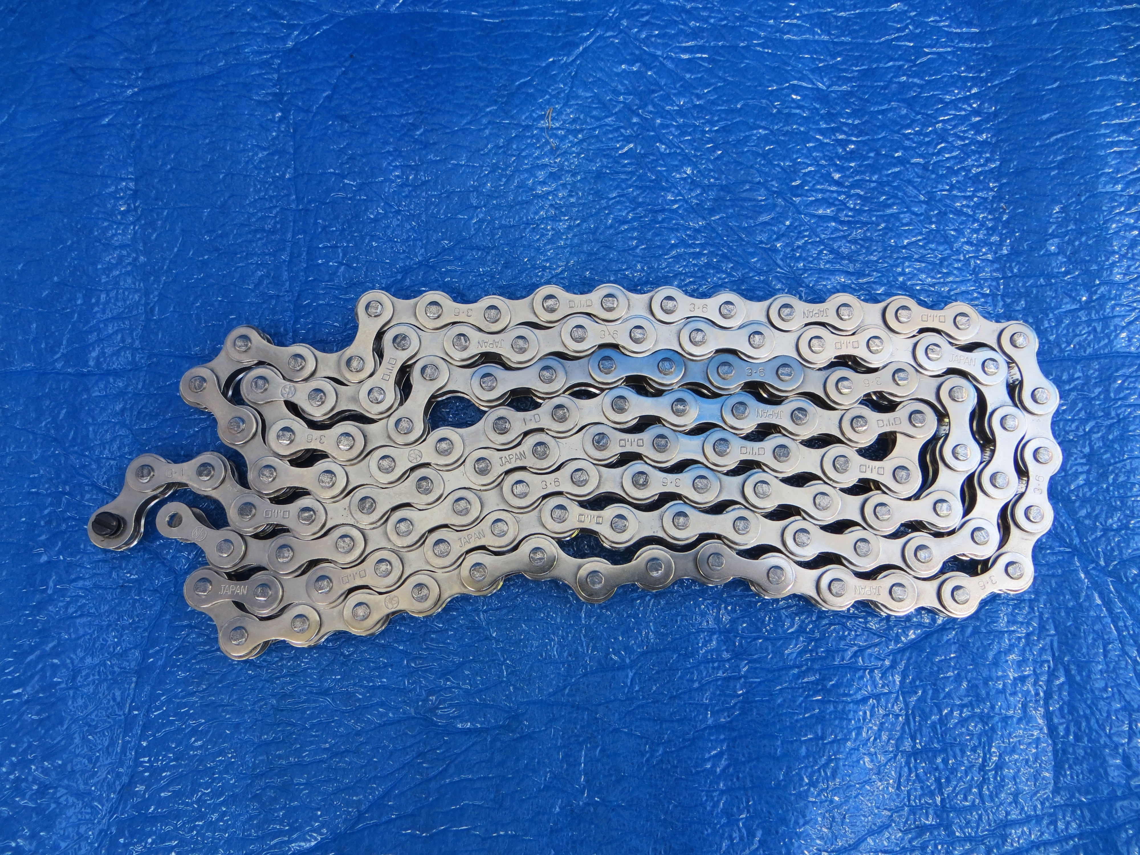 Daido D.I.D NJS Silver Chain 1/8" 106links #6