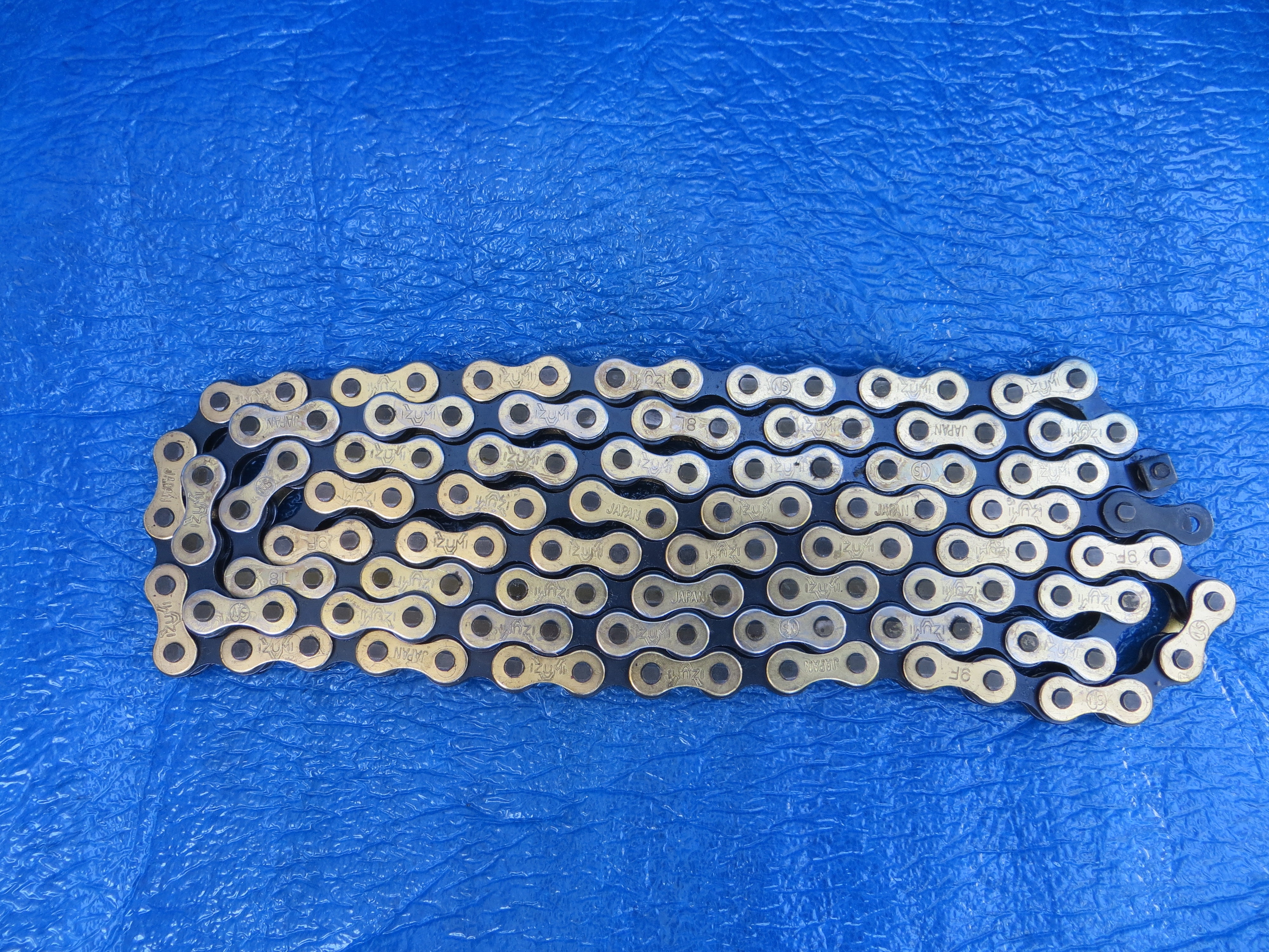 Izumi V Super Toughness NJS Chain 1/8" 106links #8