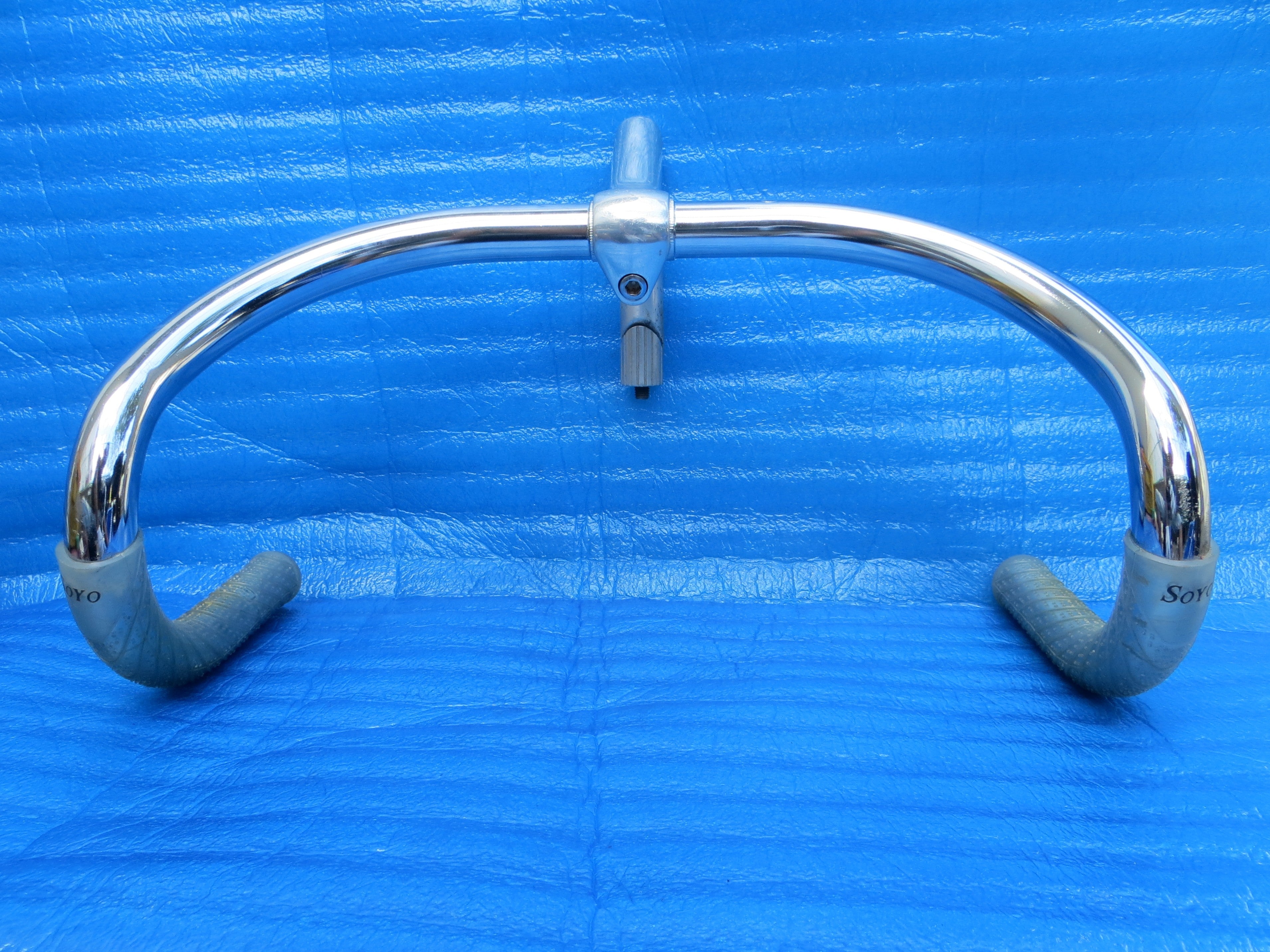 B123 380mm CrMo NJS Handlebar, Nitto Jaguar 90mm/58 degree AA NJS Stem, Soyo Grips (25072012)