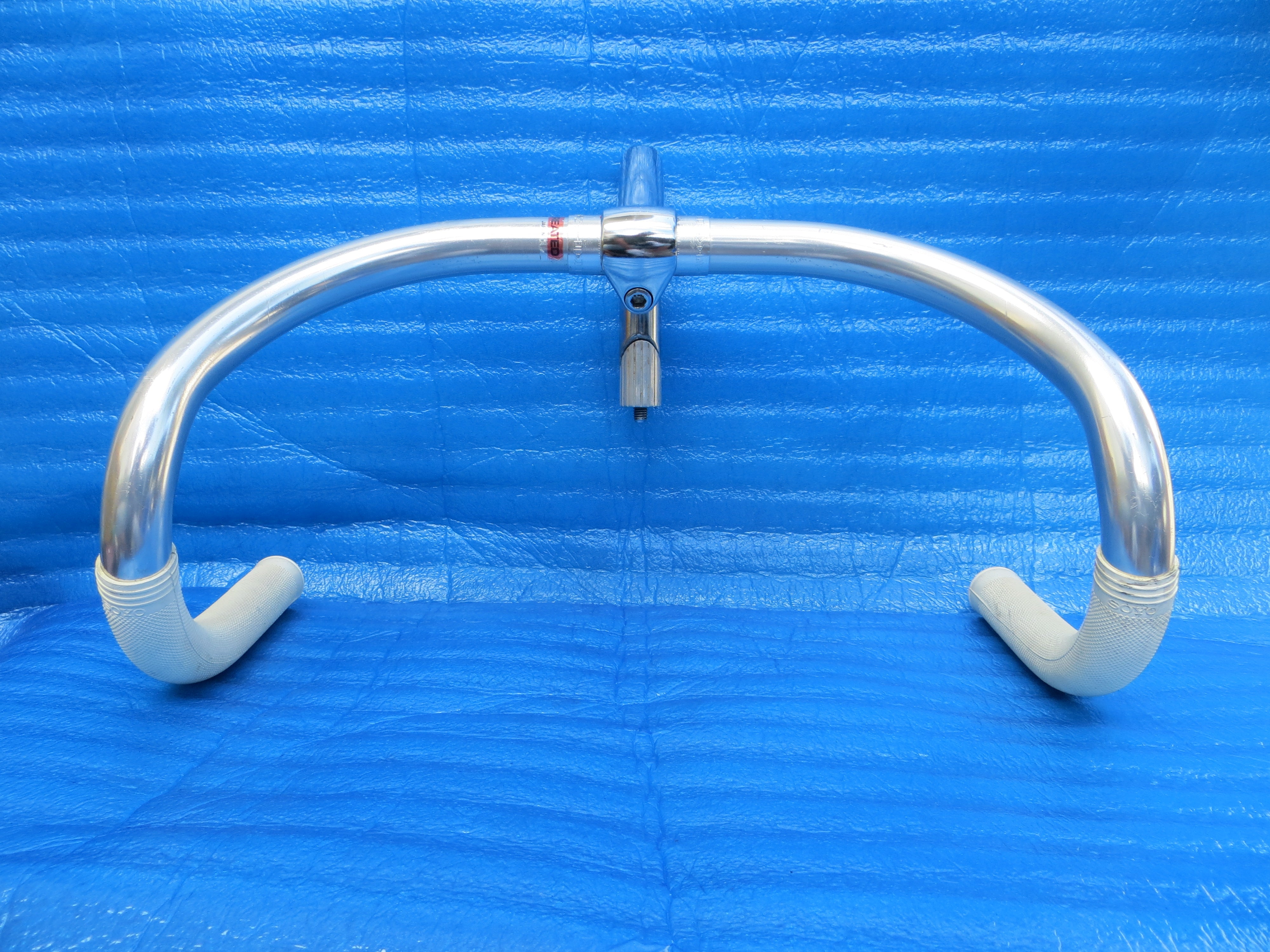B123 380mm AA NJS Handlebar, Nitto Jaguar 105mm/58 degree Steel NJS Stem, Soyo Grips (25072014)