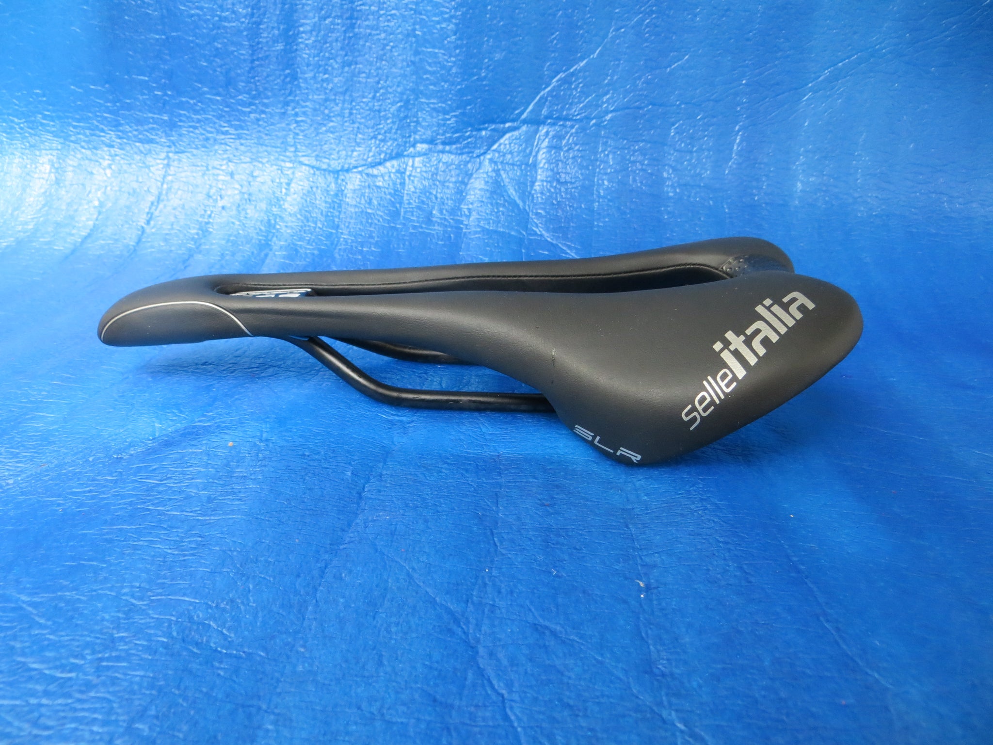 selle italia SLR superflow ｌサイズ　210g Amazon.com : Selle Italia, SLR Boost Gravel Superflow L