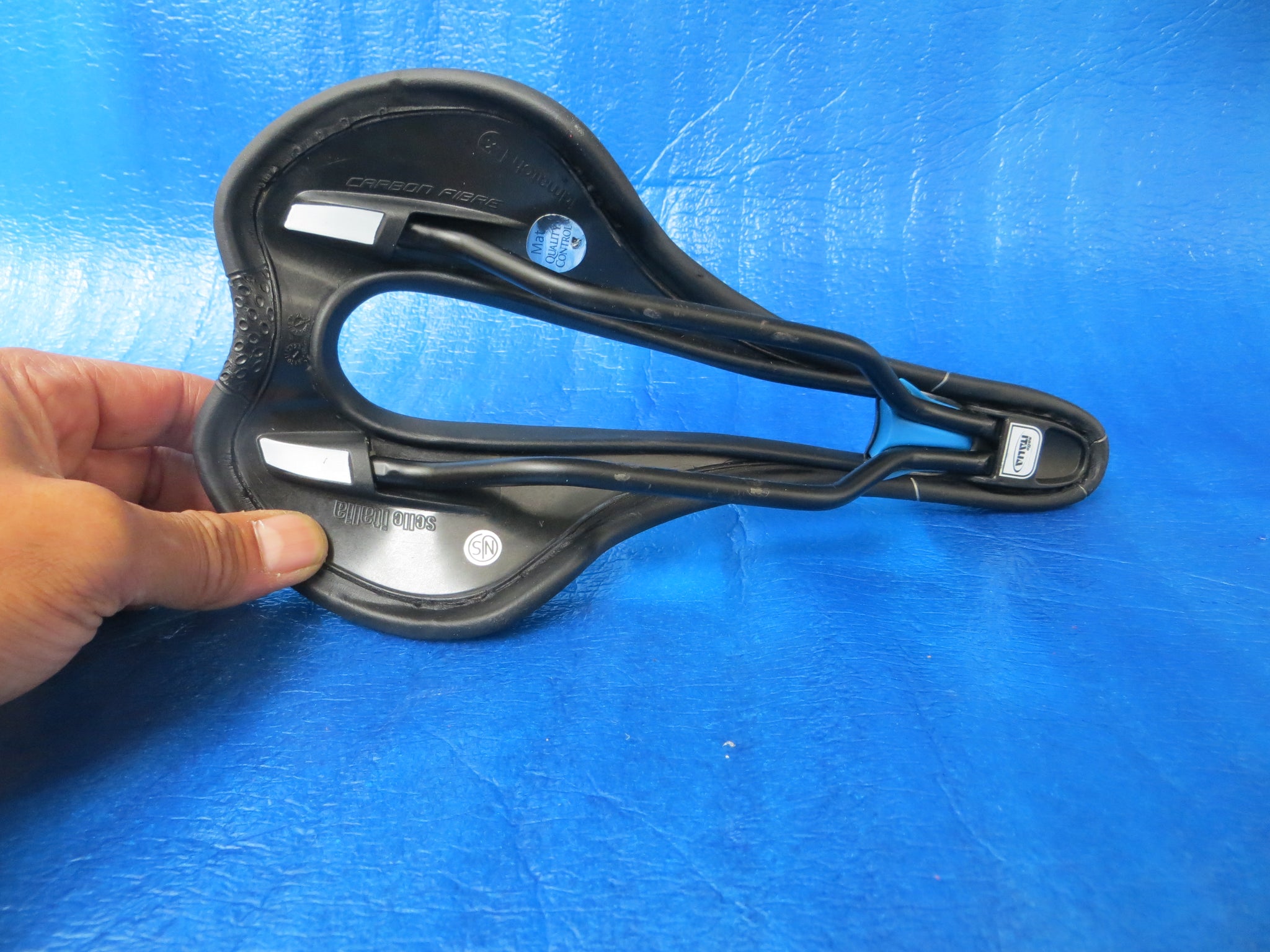 Selle ITALIA SLR Superflow 44mm Rail PADDED Saddle NJS