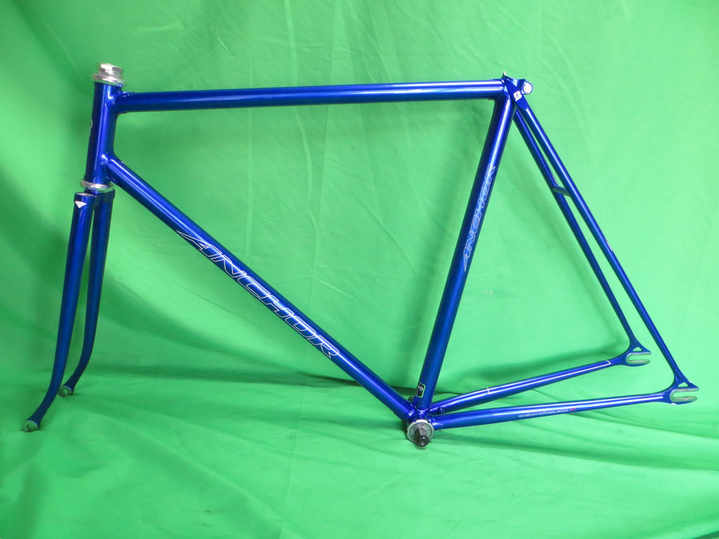 Anchor Kaisei 8630R // Deep Blue Metallic with Fine Rainbiw Flake // 54cm