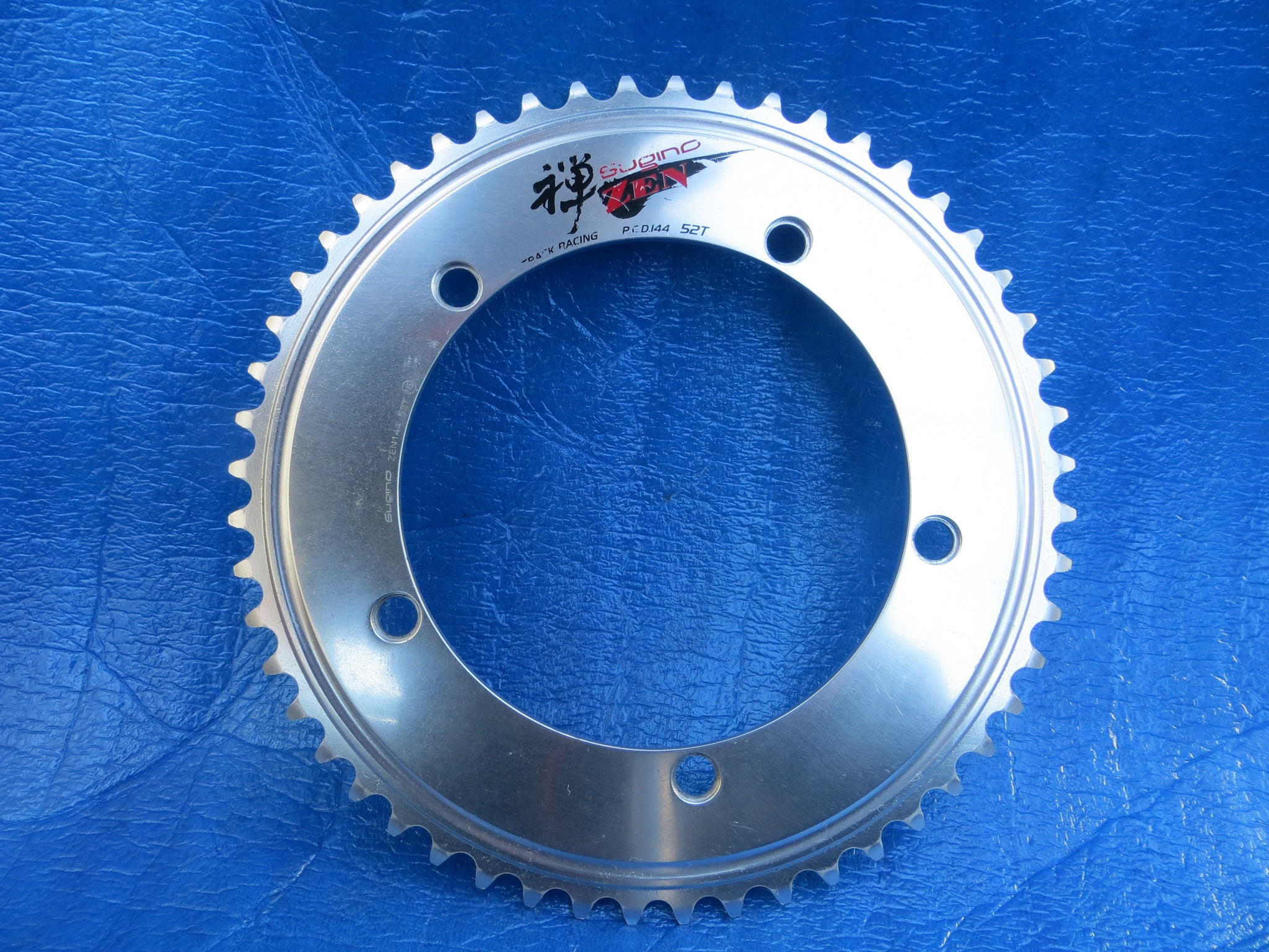 Sugino Zen 1/8" 144BCD NJS Chainring 52T (24110404)