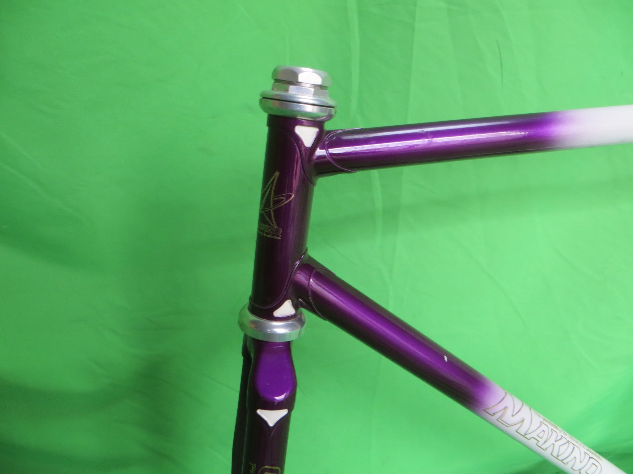 Makino // Purple Metallic White Fade // 51.5cm – NJS EXPORT