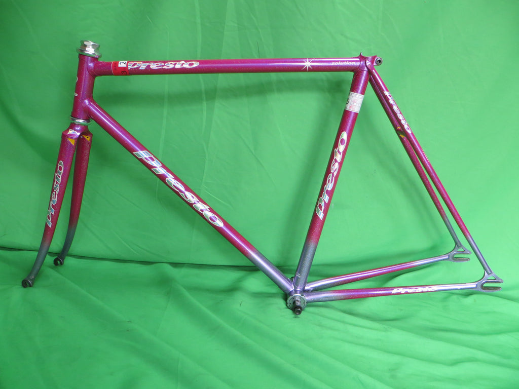 Presto // Ruby Metallic Light Purple Fade with Rainbow Flake // 52cm