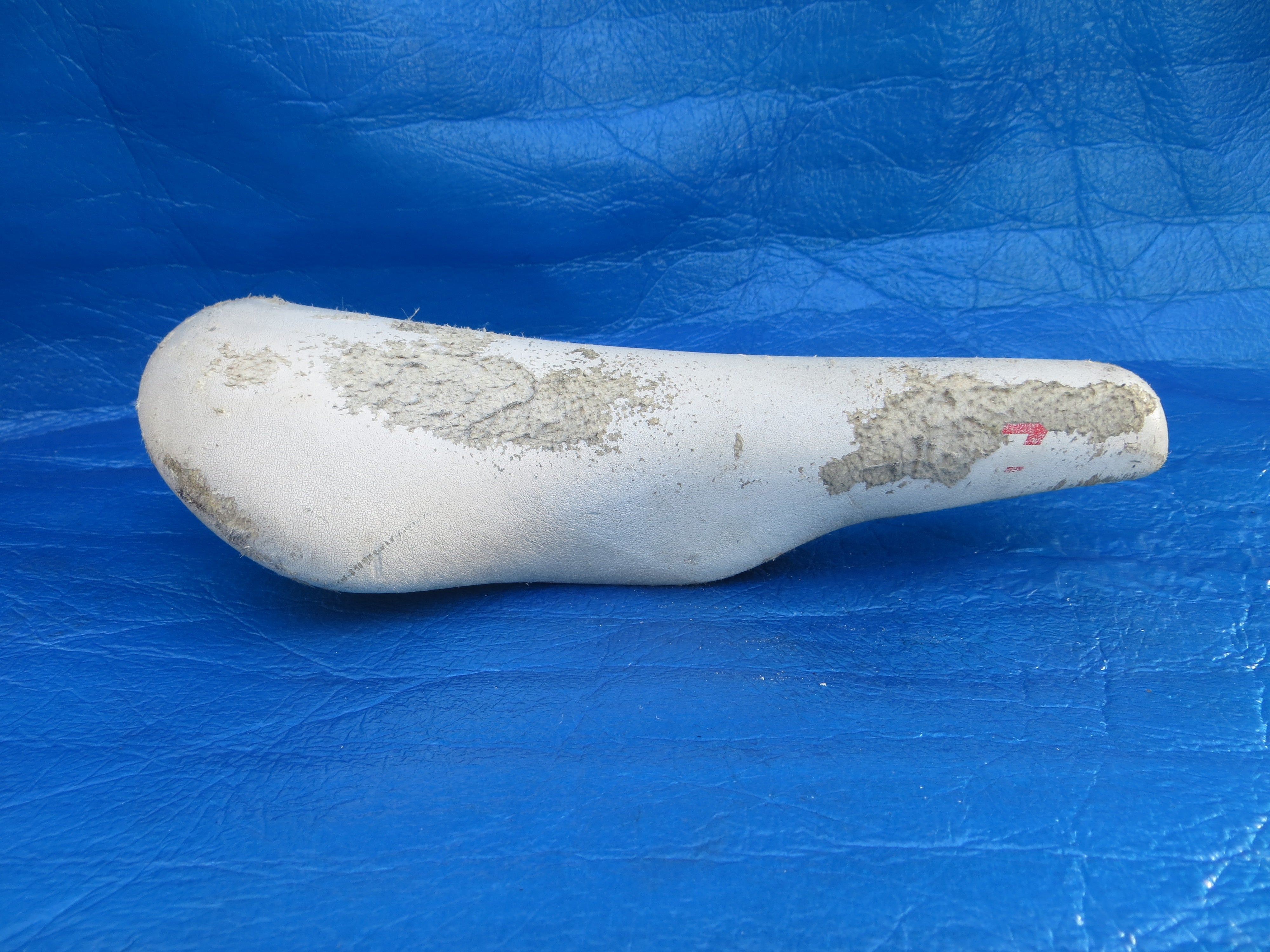 Kashima Five Gold FG-7P 30mm NJS Unpadded Saddle (24012524)
