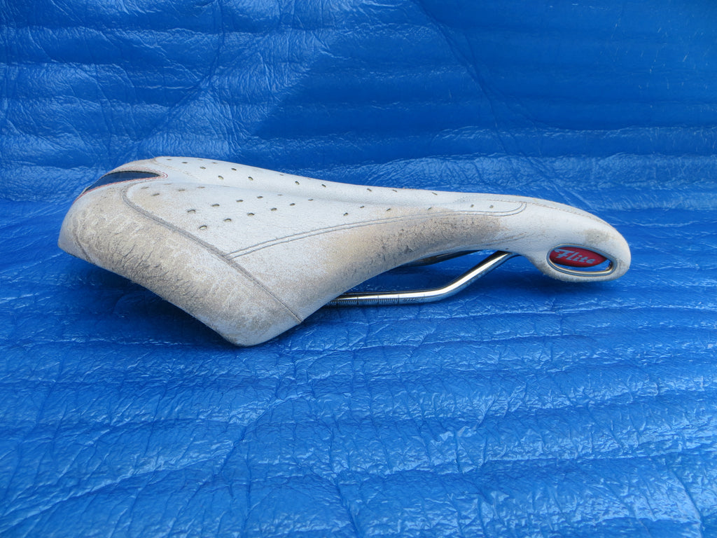 Selle ITALIA Flite Gel Flow 44mm Rail PADDED Saddle NJS (25081907)