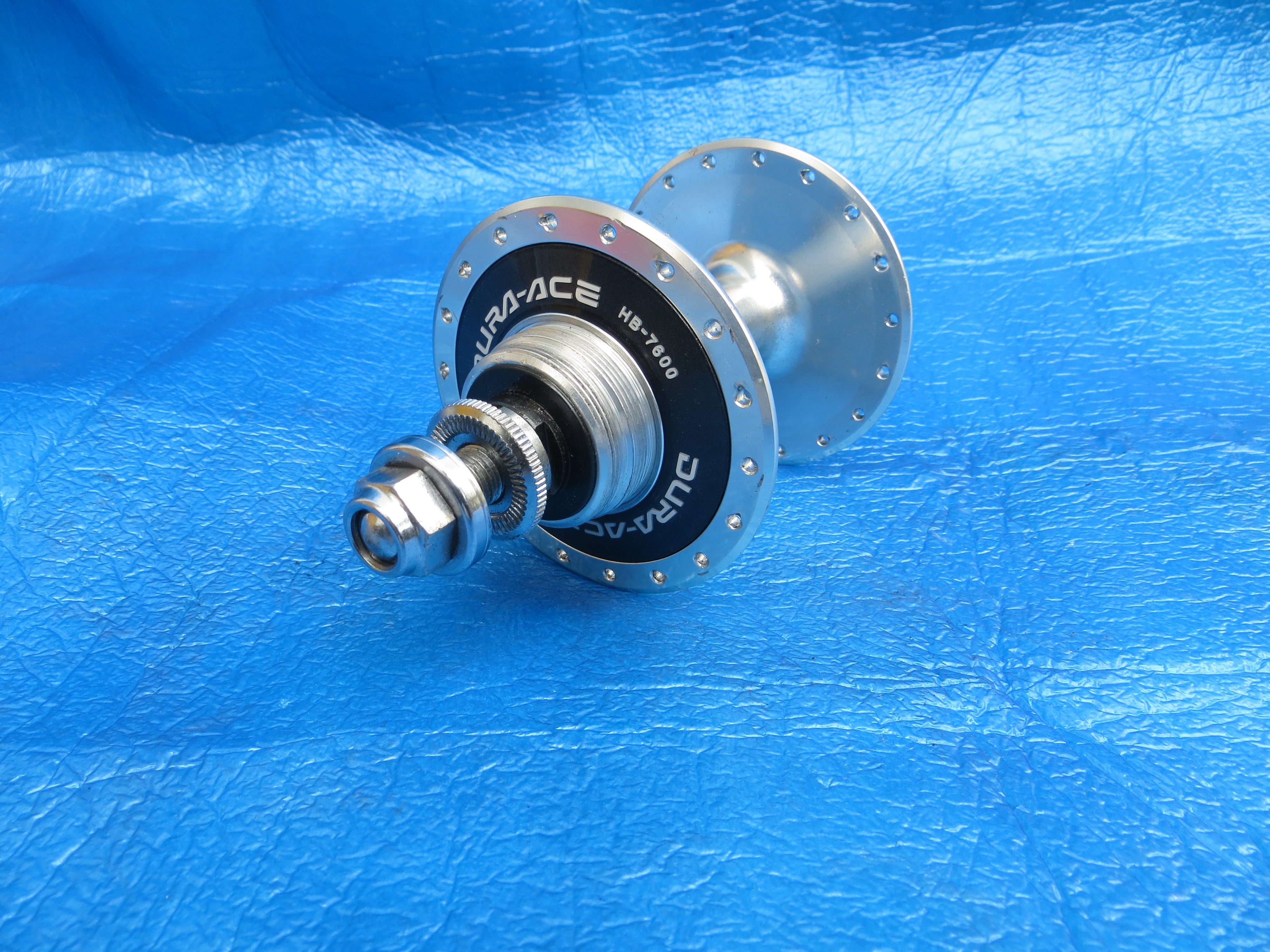Shimano Dura Ace HB-7600 36H 120mm Rear Hub NJS (24020501)