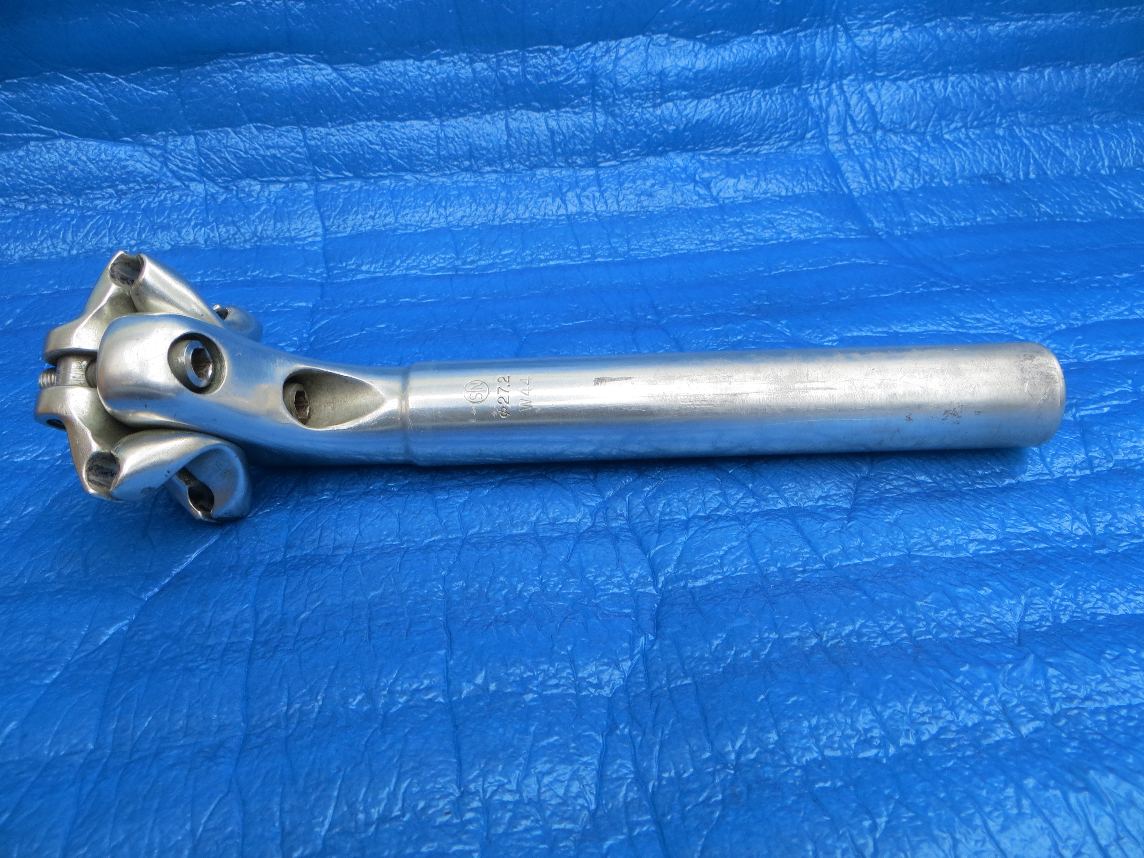 Nitto Jaguar NJ SP72 NJS Seatpost 27.2mm/44mm 210mm Long (25090302)