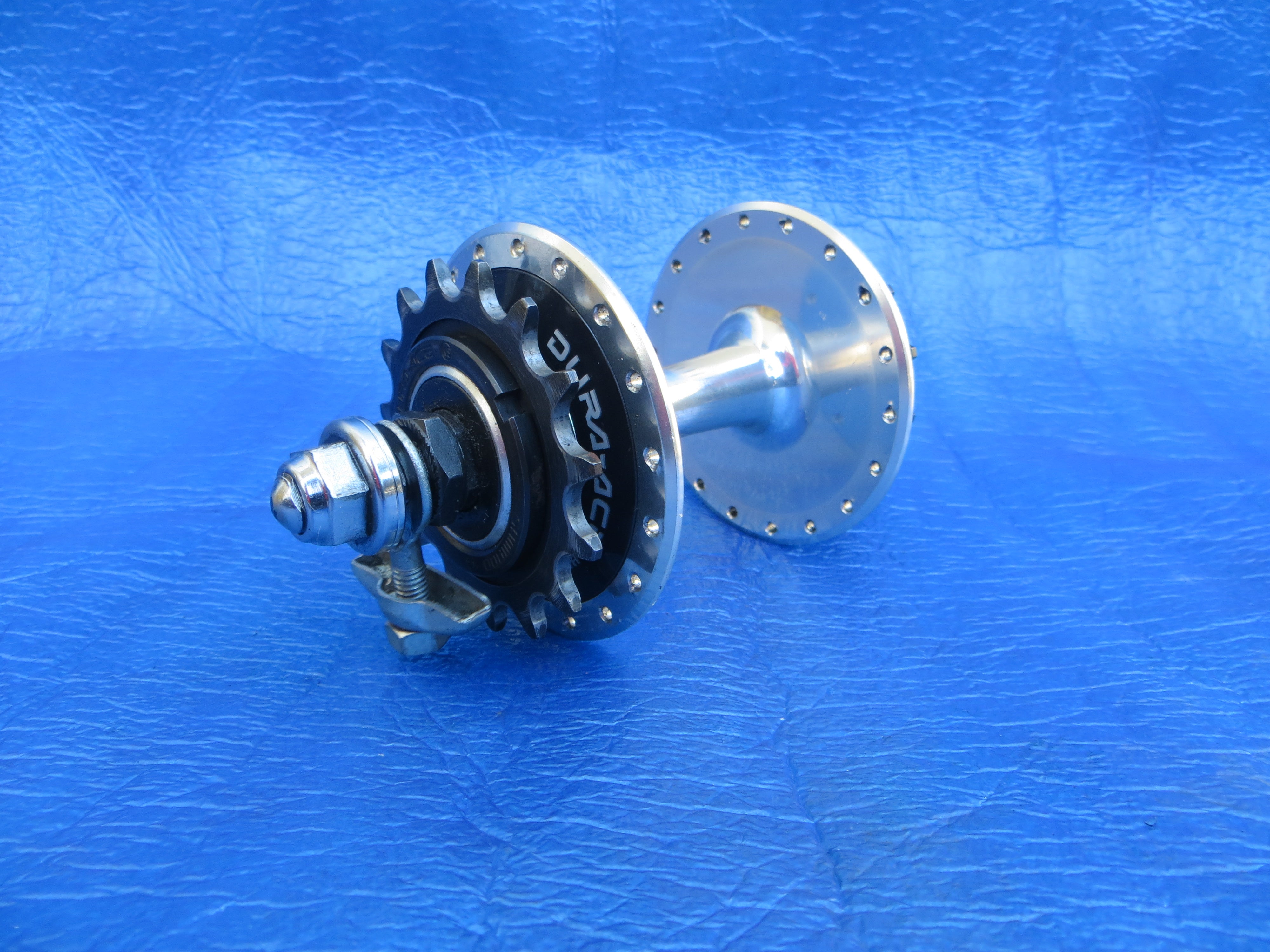 Shimano Dura Ace HB-7600 36H 110mm Rear Hub NJS (24122405)