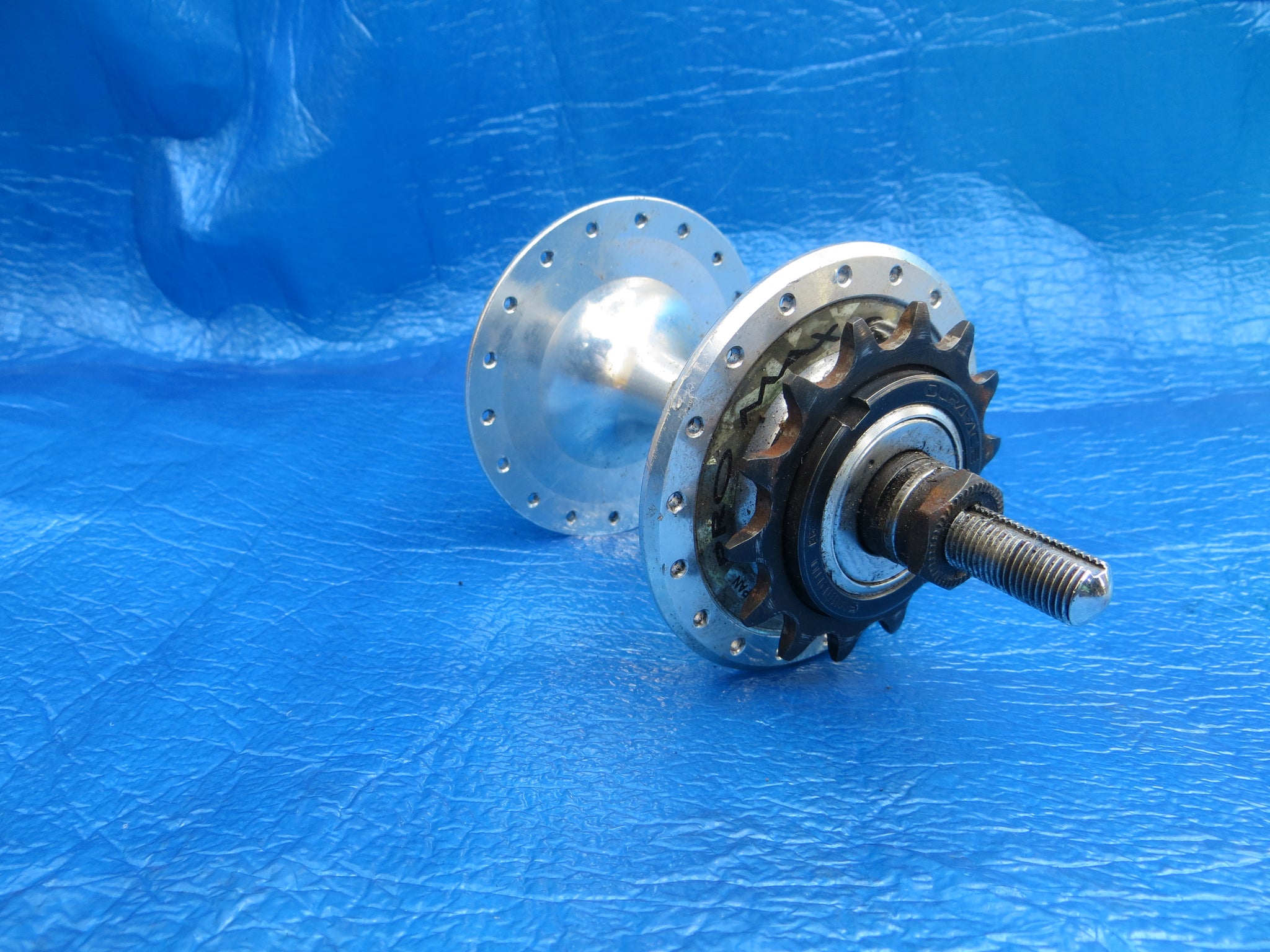 SUZUE PRO MAX 36H ピストホイール NJS MAVIC 700C Suzue Pro Max 36H 120mm Rear Hub NJS (24021409) – NJS EXPORT