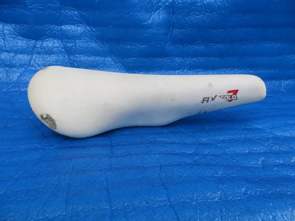 Kashima Five Gold FG-7P 30mm NJS Unpadded Saddle (25091803)