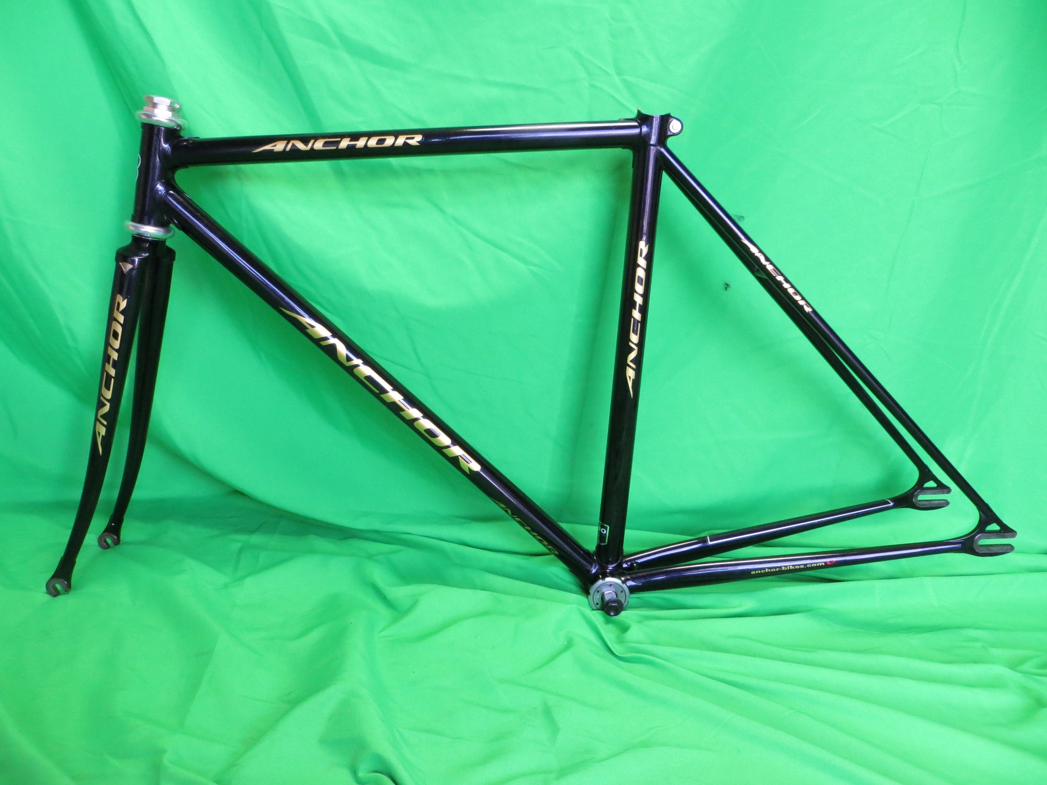 Anchor MINI  // Dark Purple // Kaisei 4130R // 48.5cm