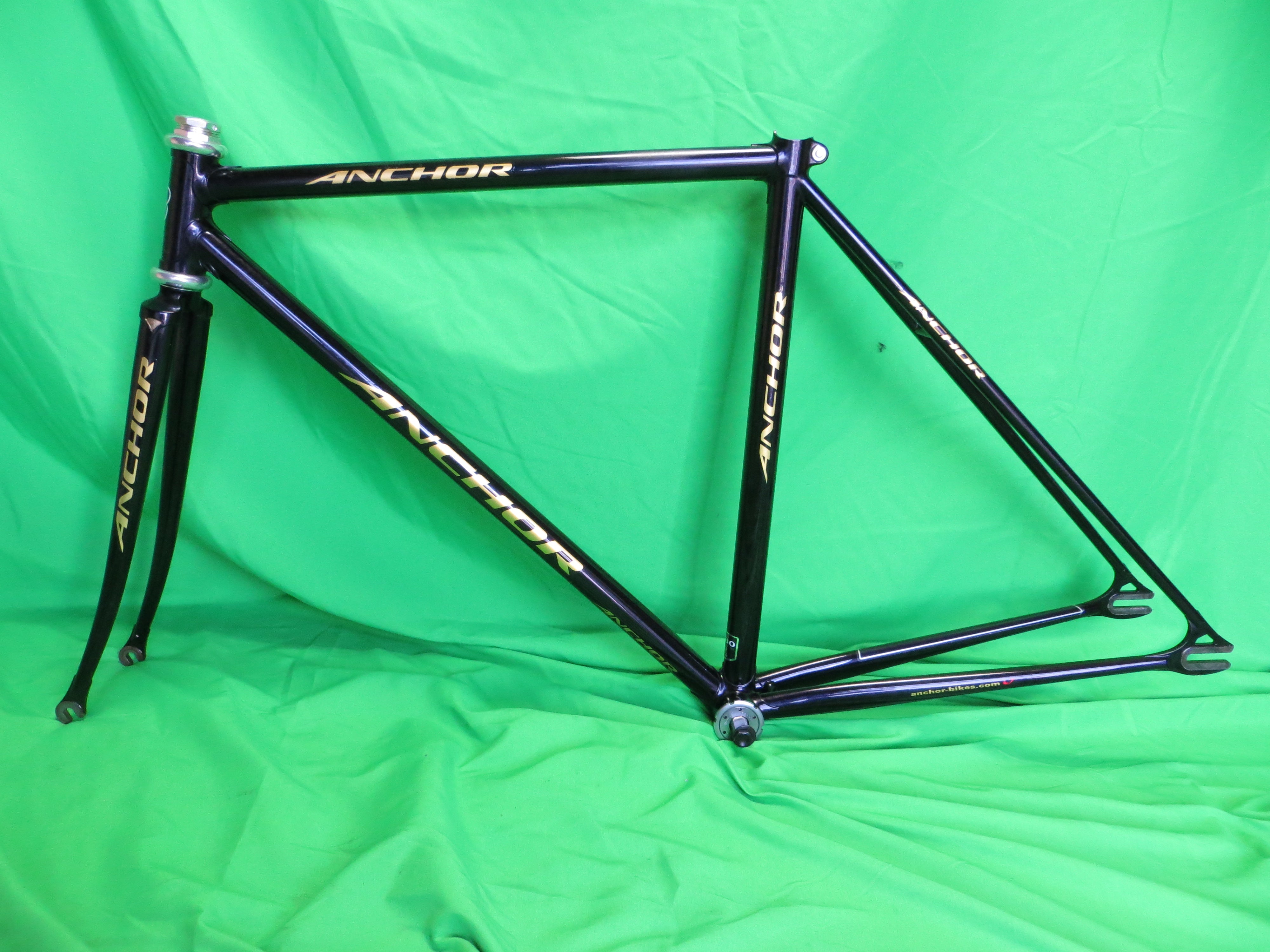 Anchor MINI  // Dark Purple // Kaisei 4130R // 48.5cm