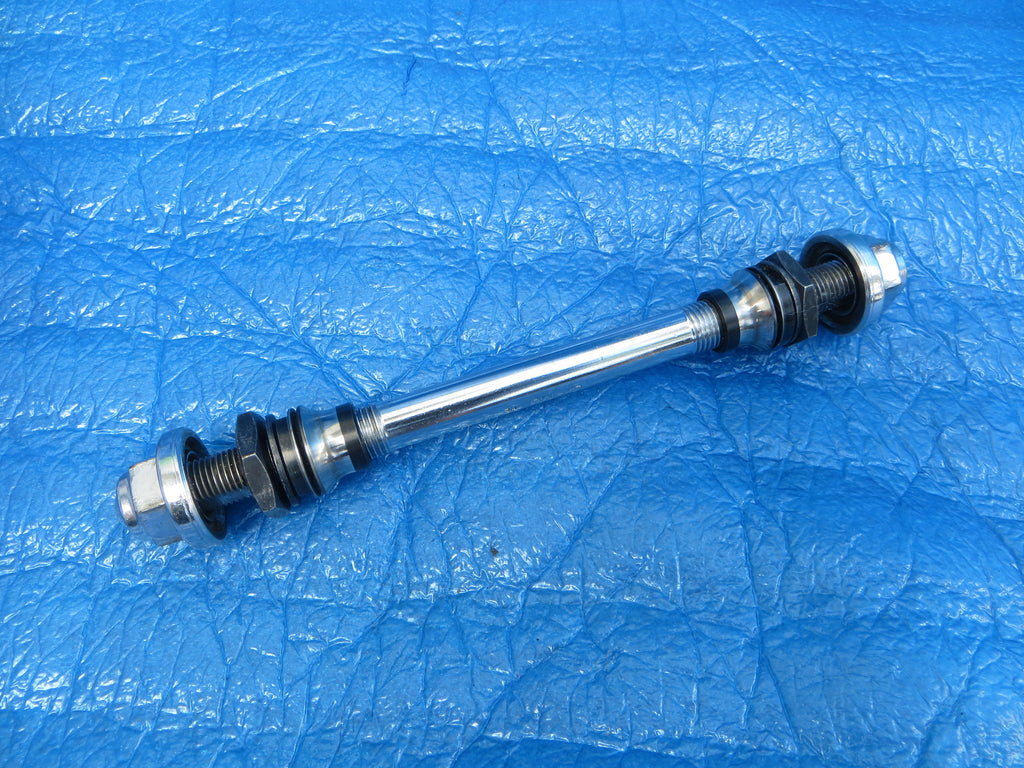 Shimano Dura Ace HB-7600 8mm Rear Axle with hub nuts and cones (25092107)