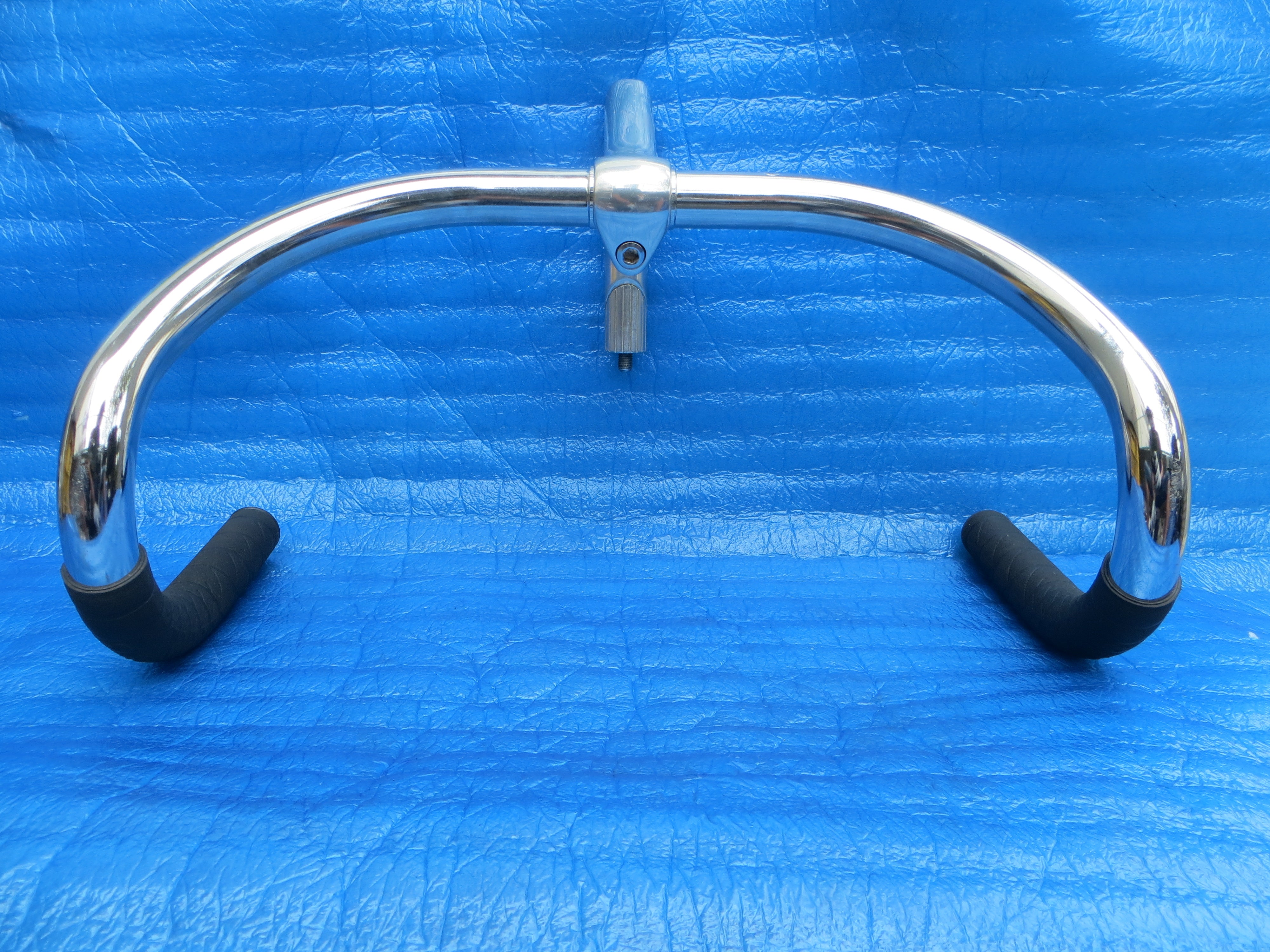 B123 380mm Steel NJS Handlebar, Nitto Jaguar 100mm/58 degree AA NJS Stem, Champ Grips  (25092129)