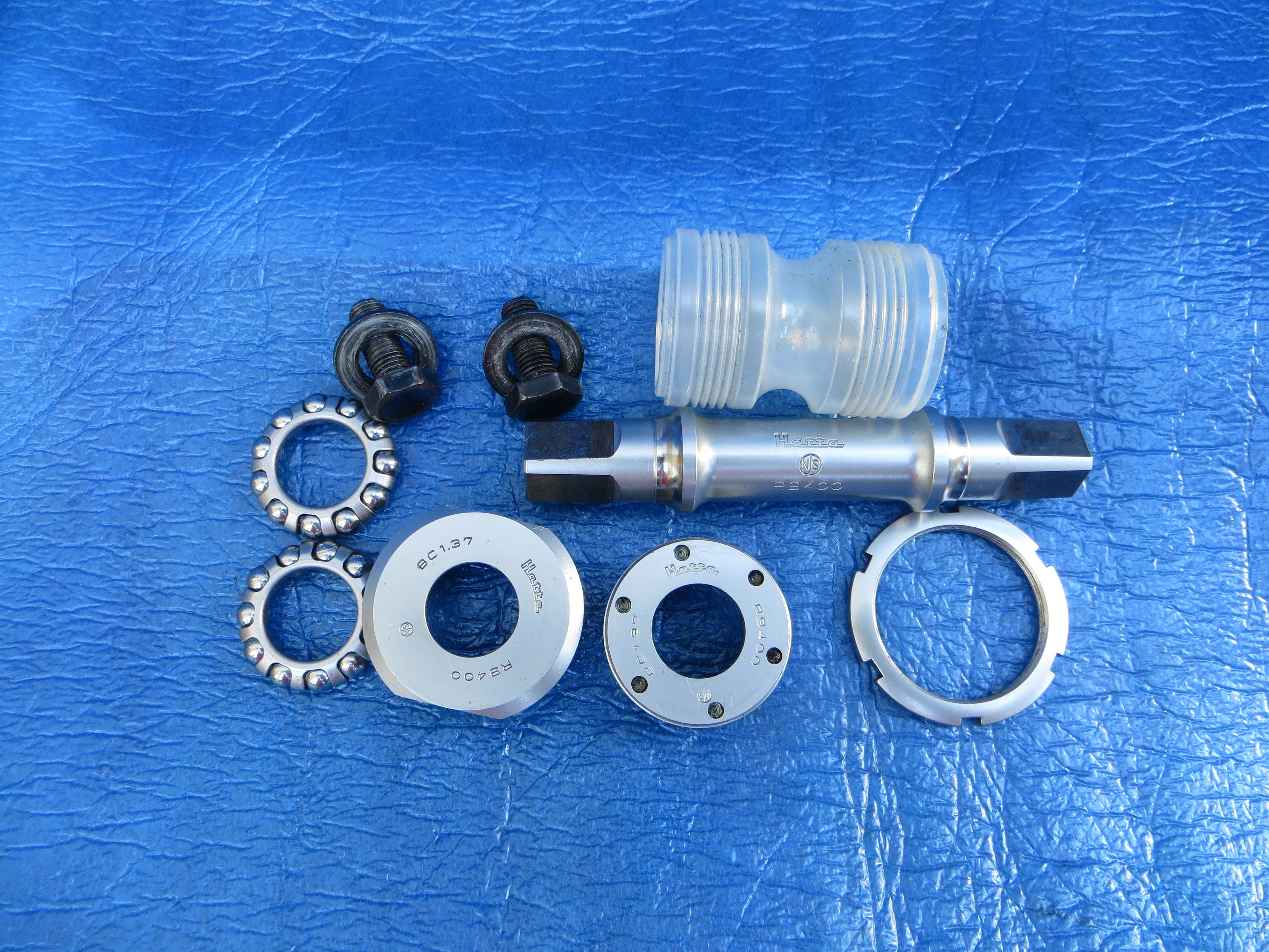 Hatta R9400 NJS Bottom Bracket (25010203)