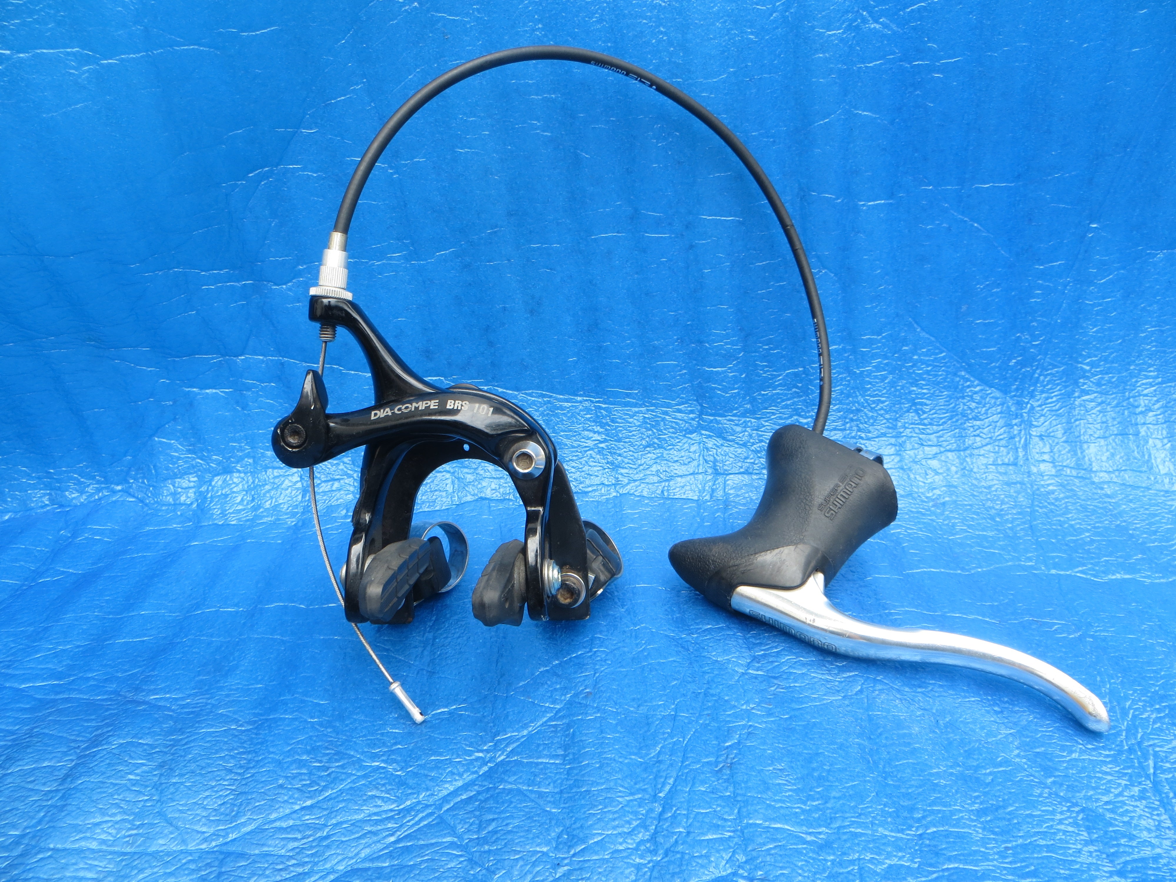 Dia Compe BRS 101 Front Brake Set For Round Forks (25100605)