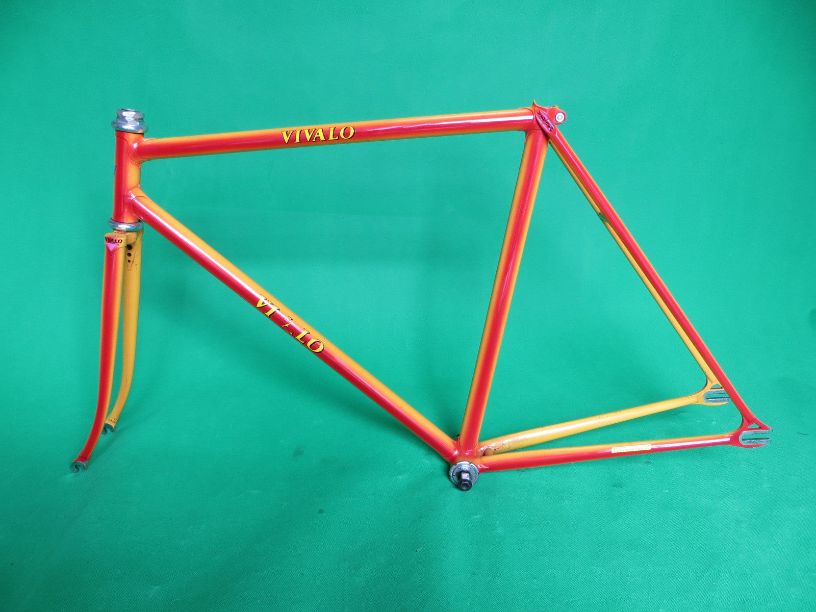VIVALO // yellow + red fade // 52.5cm