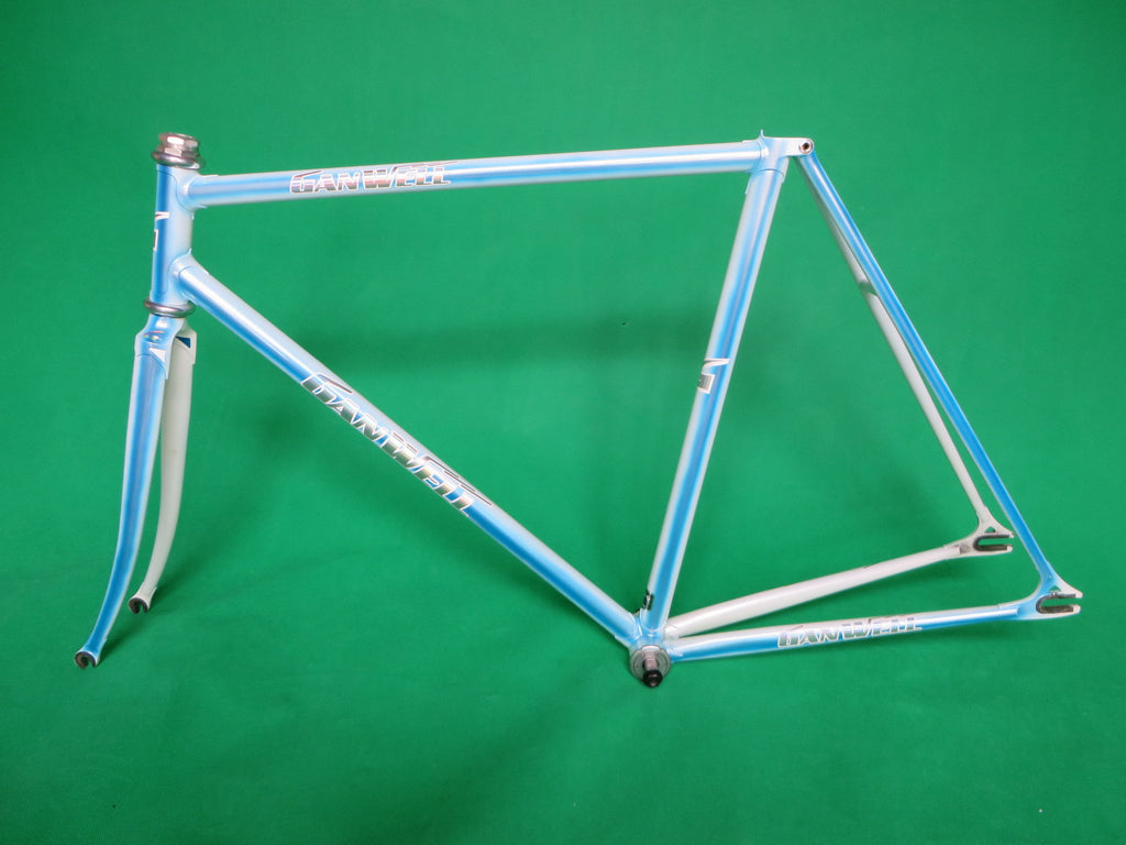 Gan Well Pro Blue Fade (53cm)