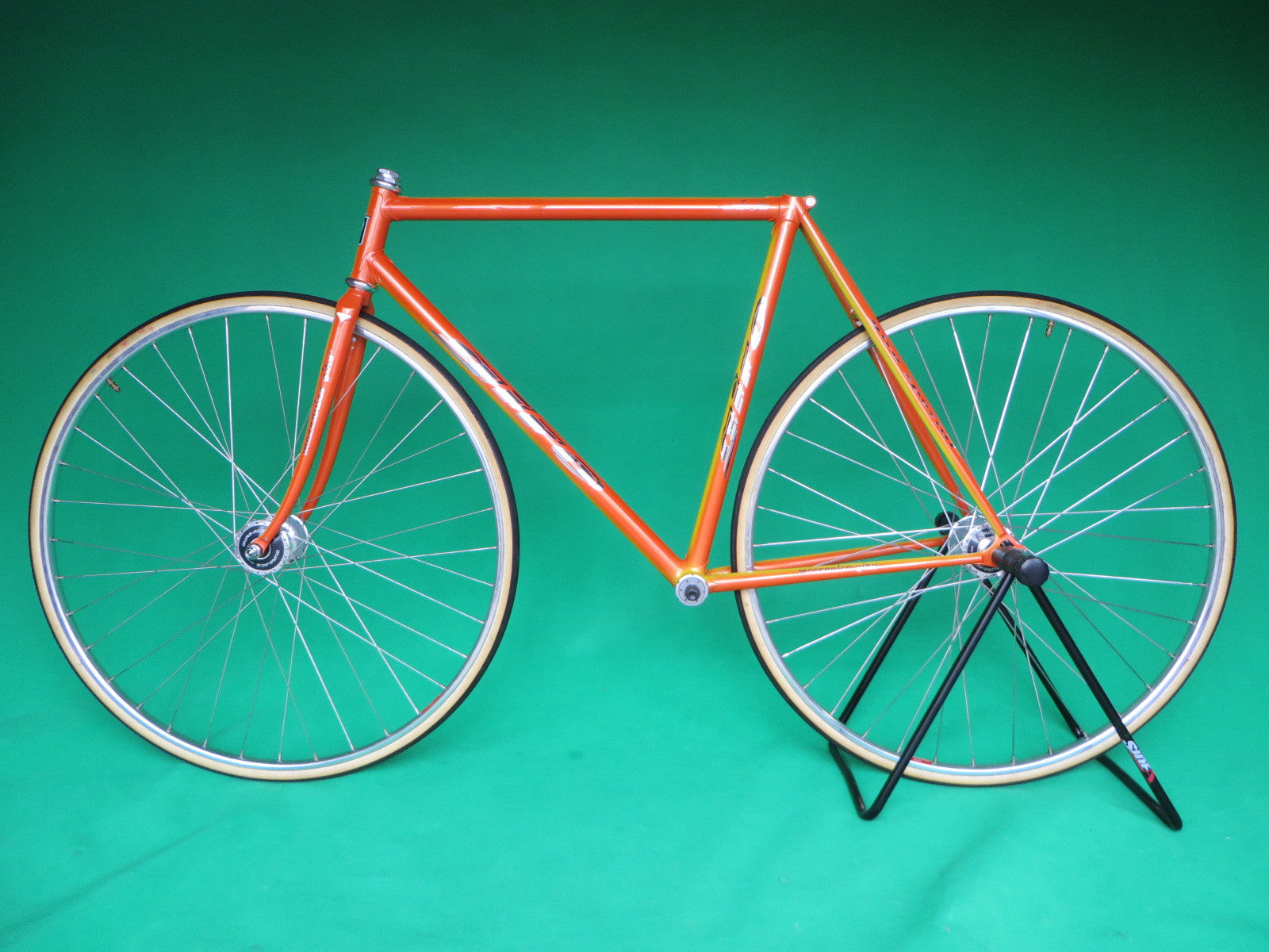giro njs フレーム giro njs ピスト フレーム - メルカリ