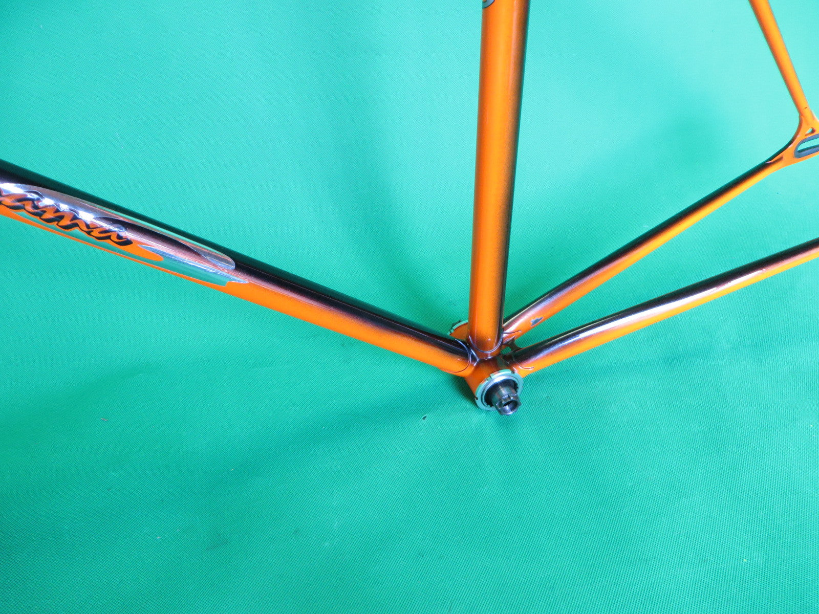 GEORAMA | black/orange fade | 52cm – NJS EXPORT