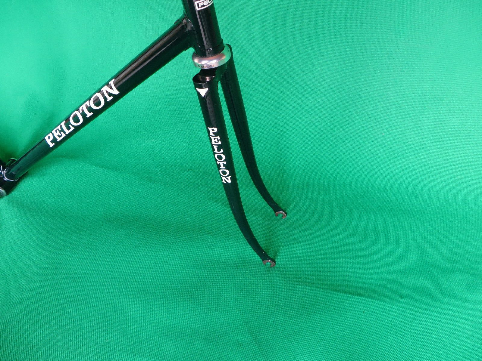 Peloton Dark Green {53.5cm} – NJS EXPORT