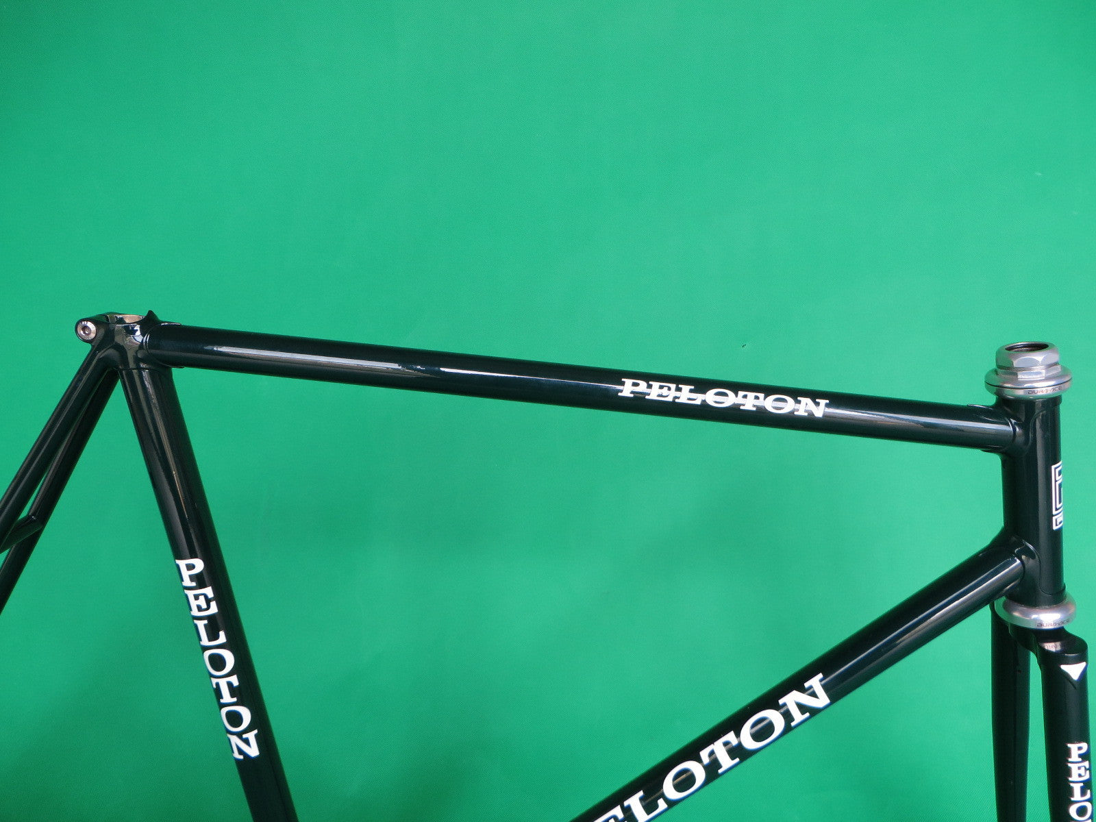 Peloton Dark Green {53.5cm} – NJS EXPORT