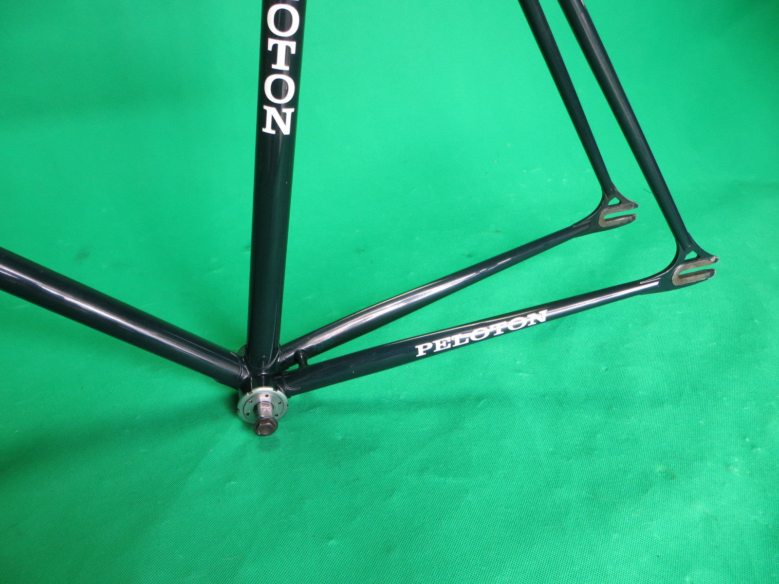 PELOTON // dark green // 54.5cm – NJS EXPORT