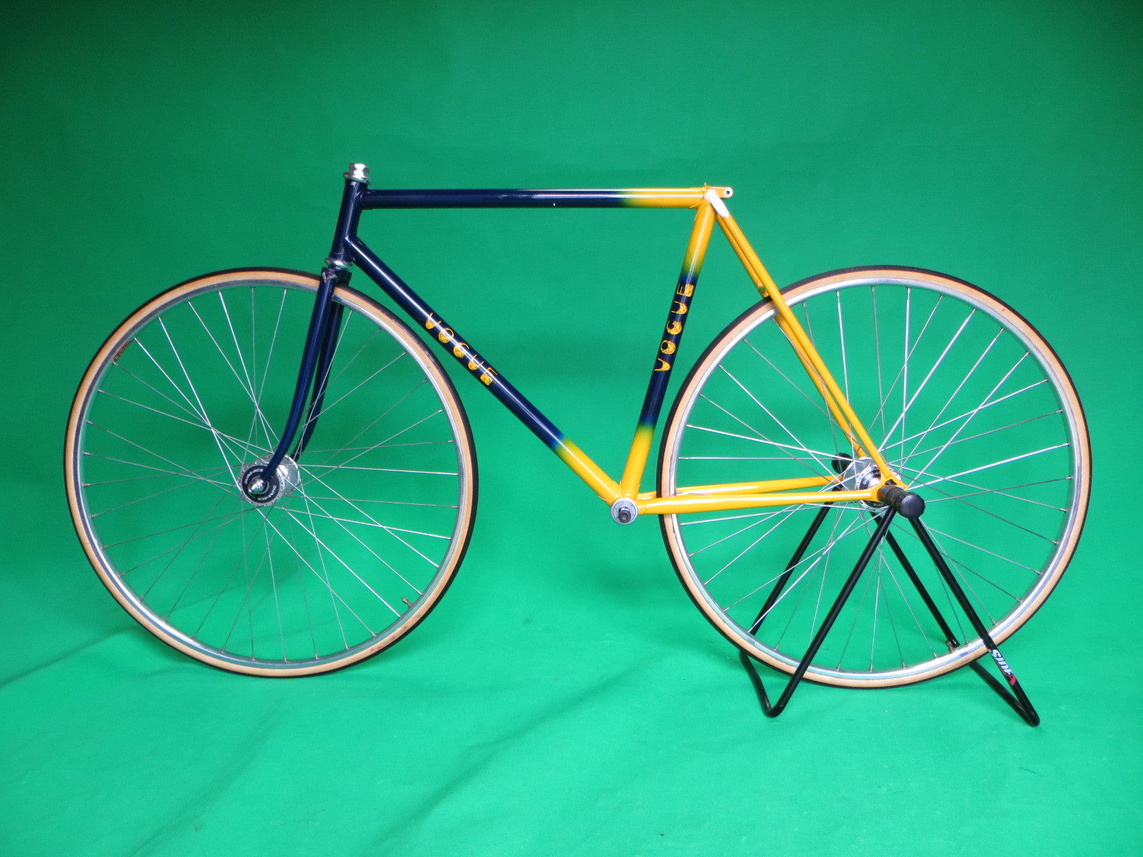 VOGUE // dark blue + yellow fade // 51cm – NJS EXPORT