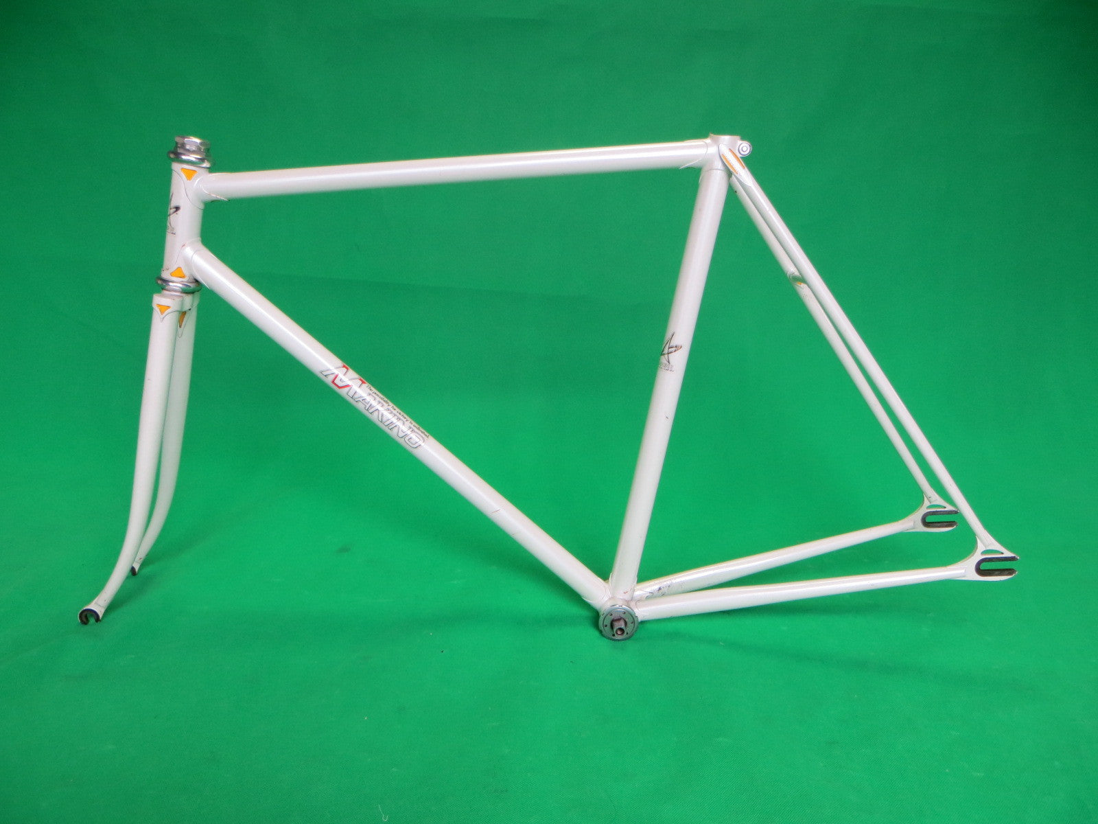 MAKINO // White 2003 // 52cm