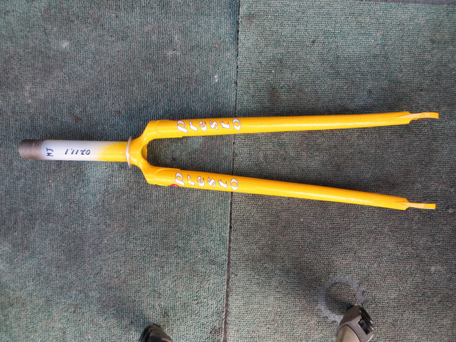 Presto Front Fork 134mm/9mm slot