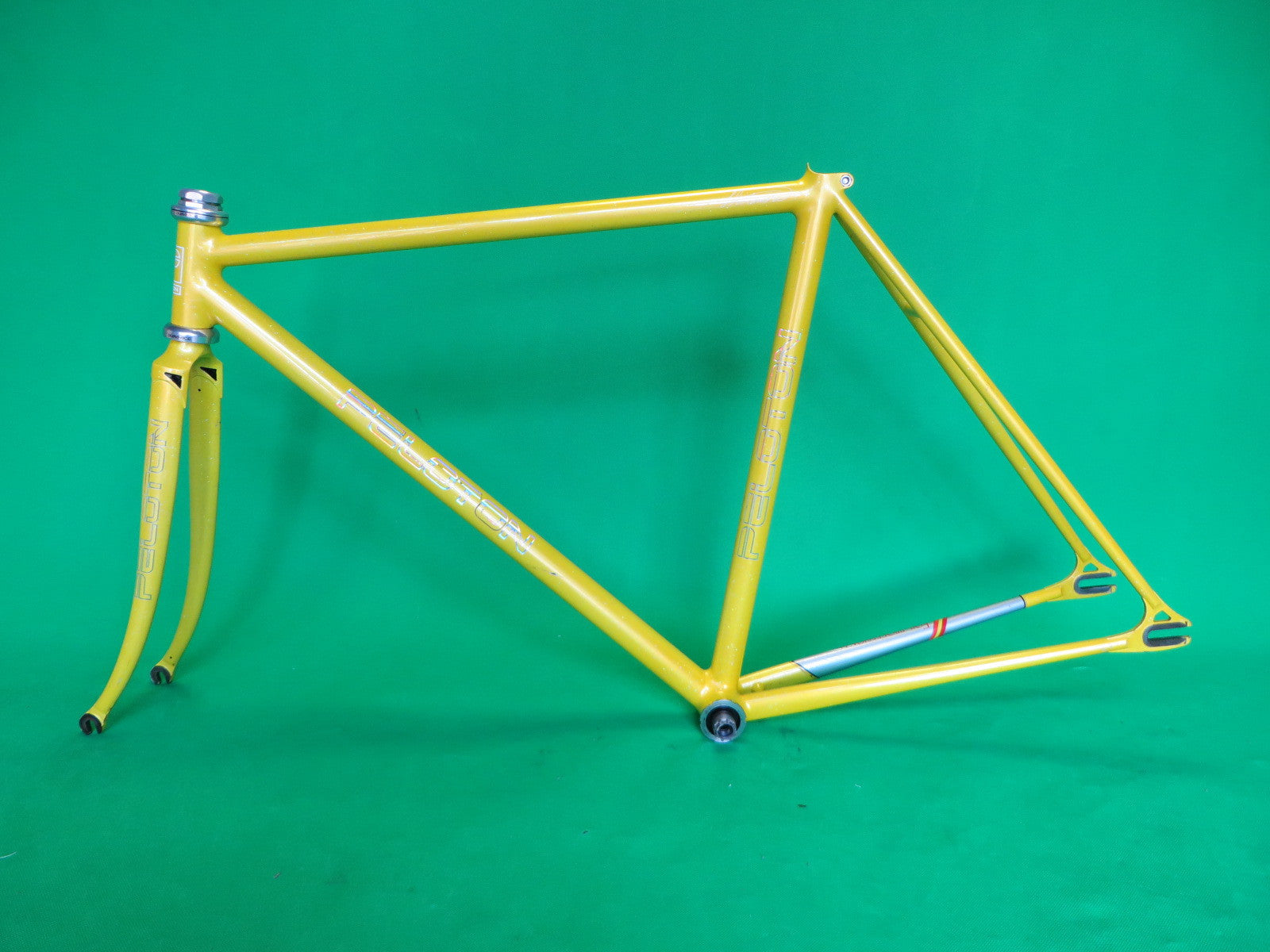 PELOTON | yellow flake | 49.5cm