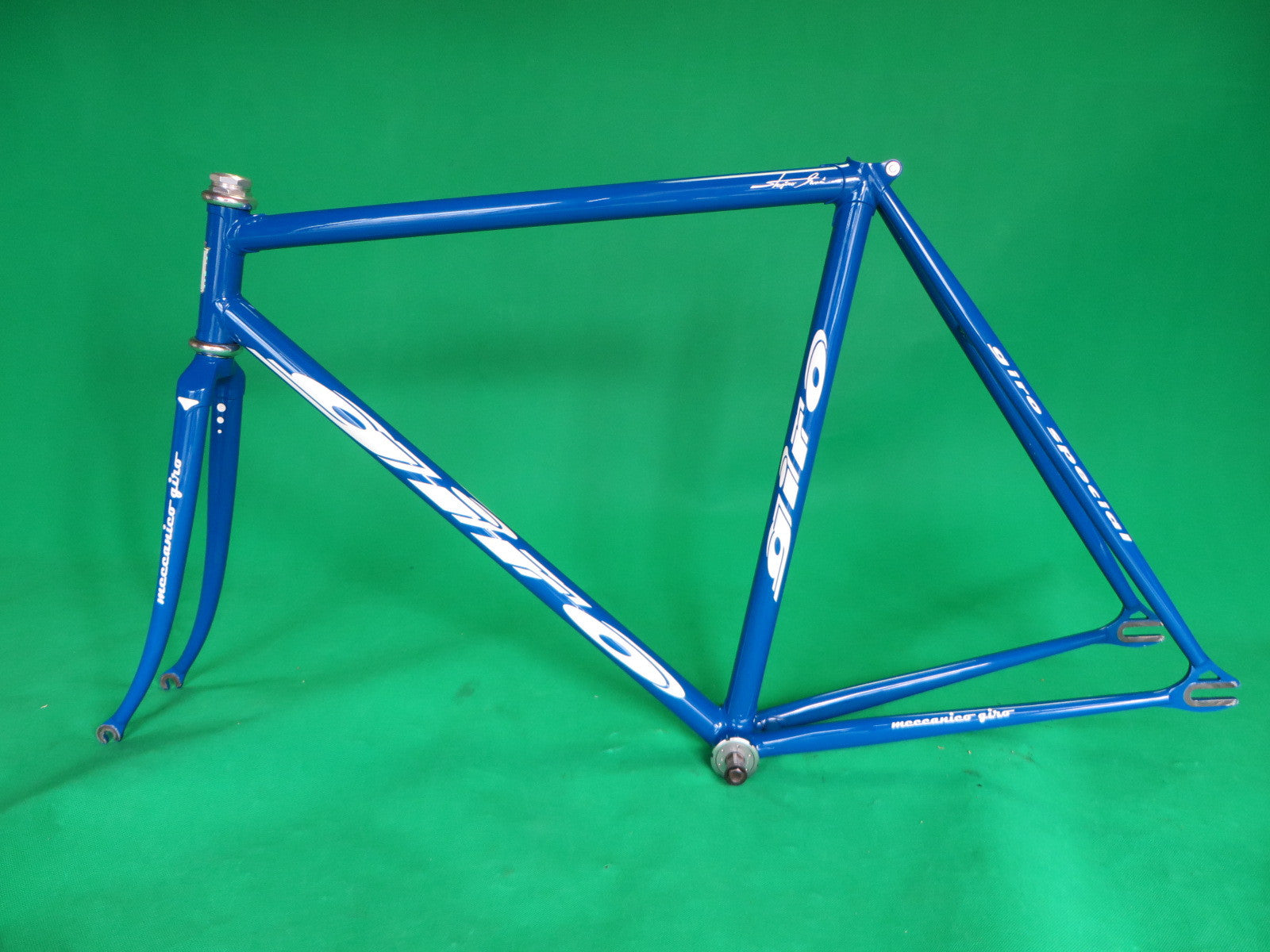 GIRO // blue (greyish) // 52.5cm
