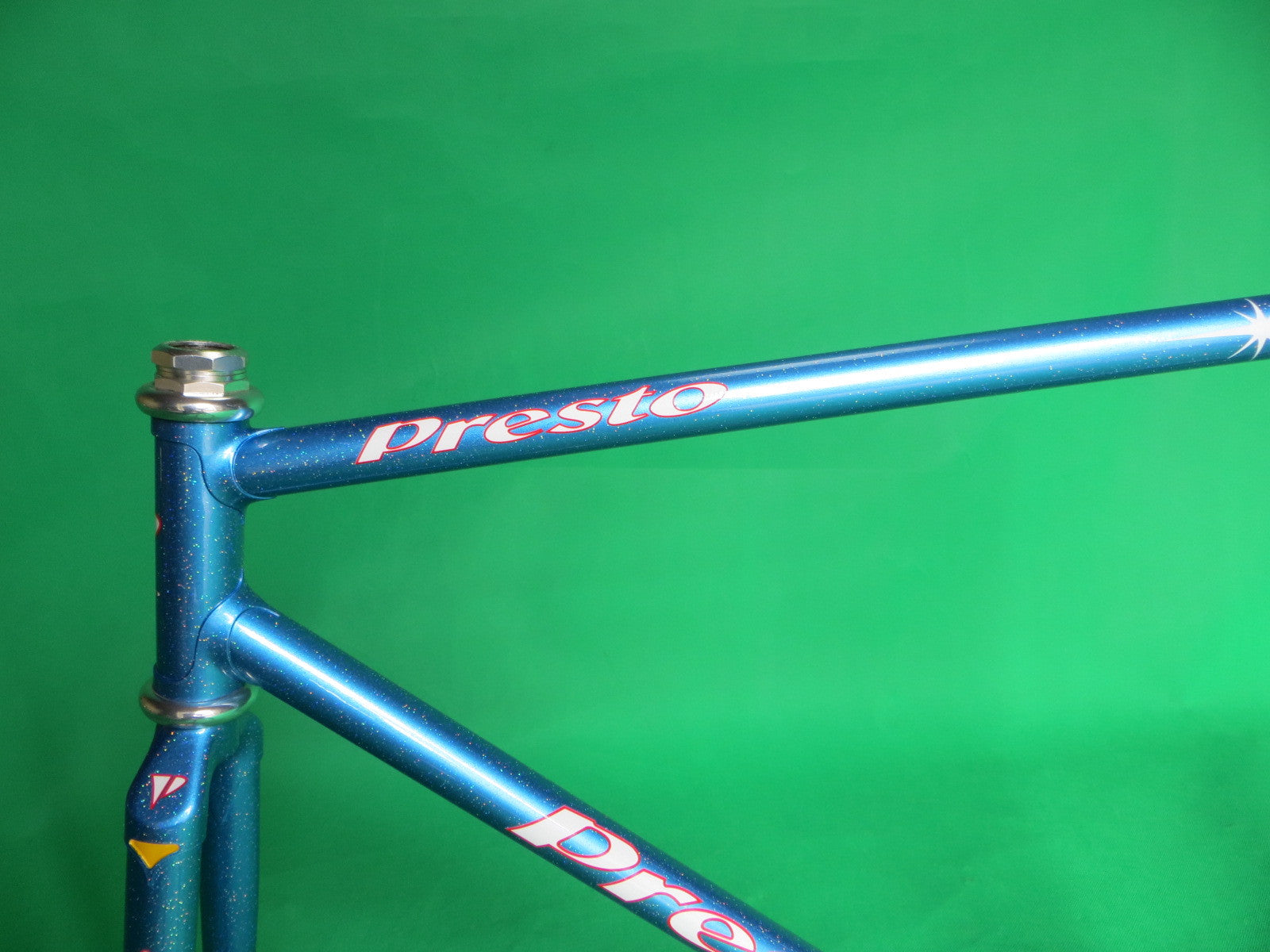 PRESTO // light blue metallic with rainbow flake // 51cm – NJS EXPORT