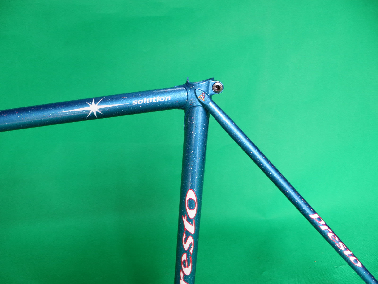 PRESTO // light blue metallic with rainbow flake // 51cm – NJS EXPORT