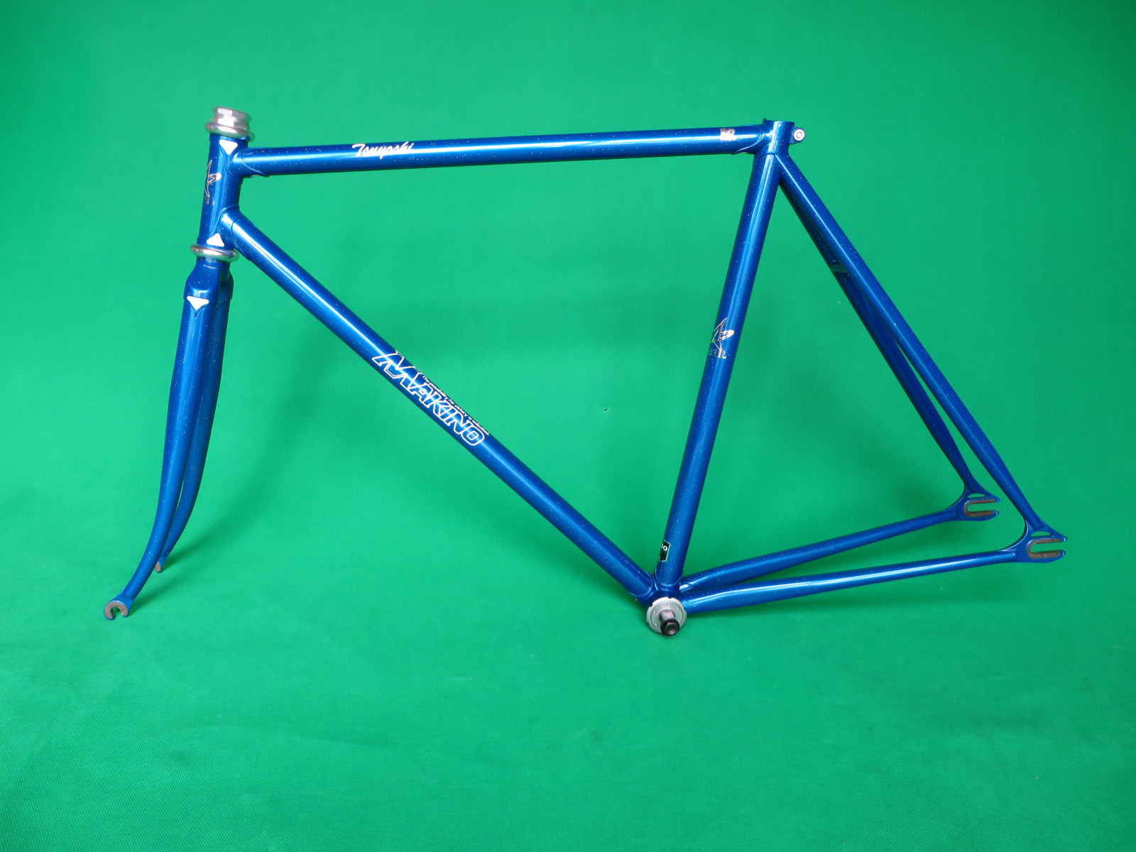 Makino // Blue 2009 // 51.5cm