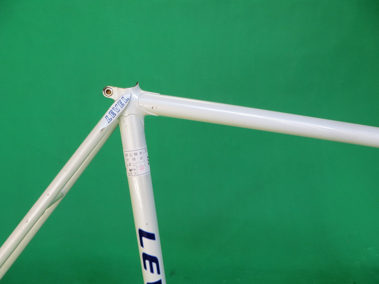 LEVEL // white // 54cm – NJS EXPORT