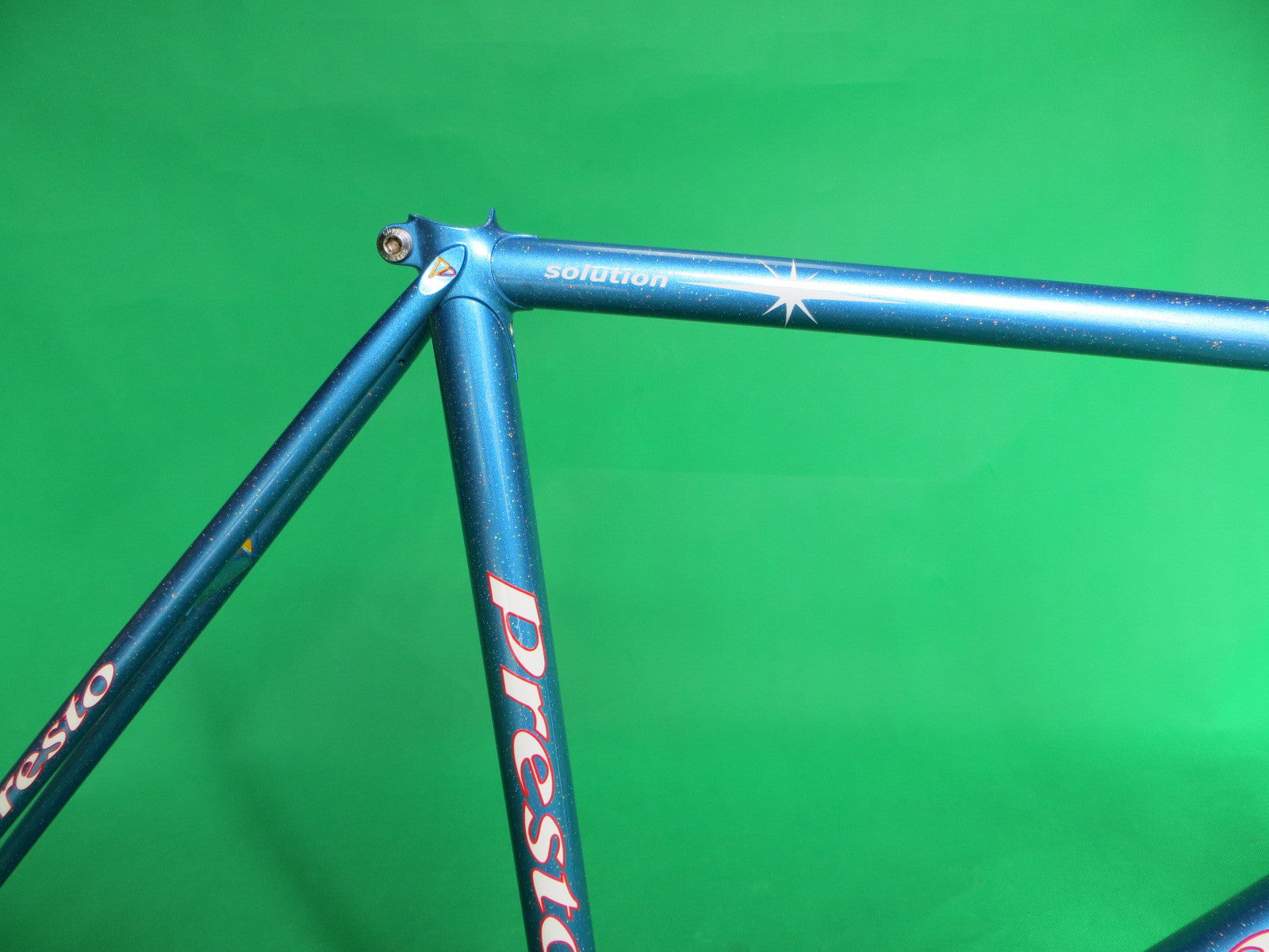 PRESTO // light blue metallic with rainbow flake // 51cm – NJS EXPORT