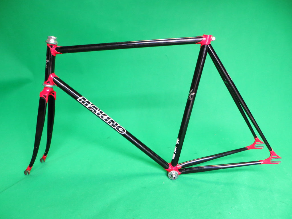 MAKINO // black + red lugs // 56cm