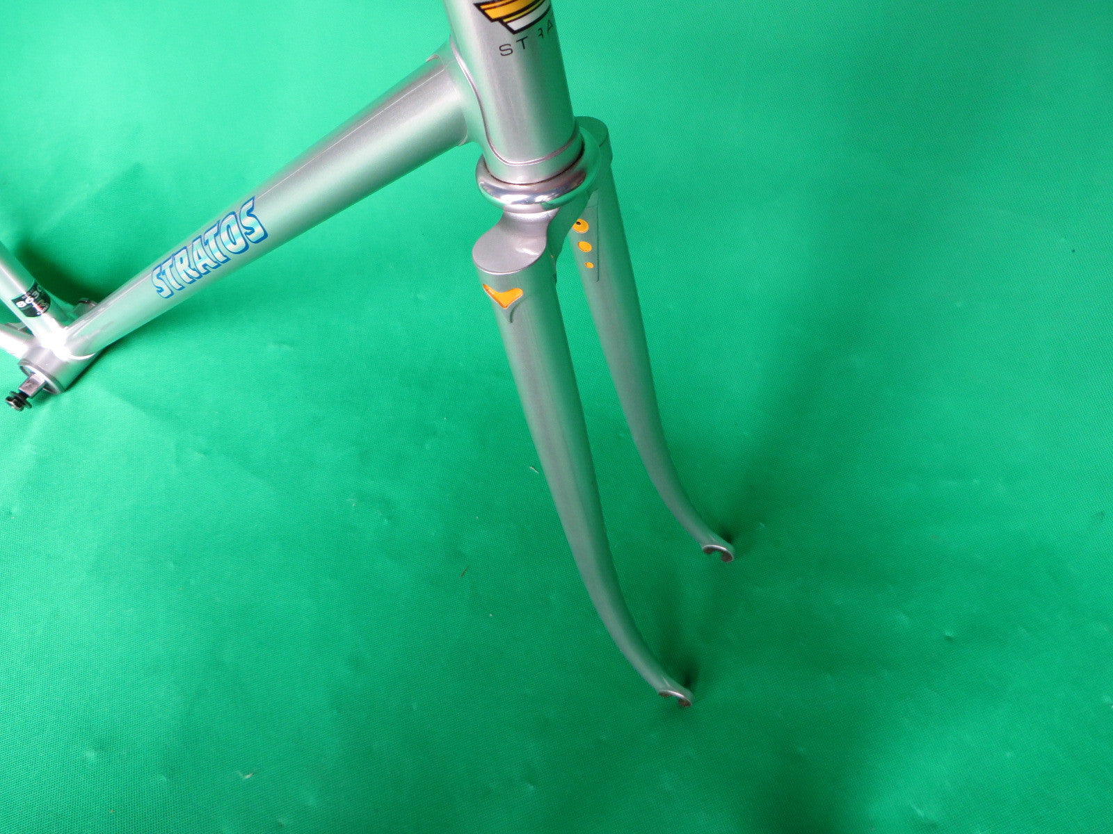 Stratos Silver (51cm) – NJS EXPORT