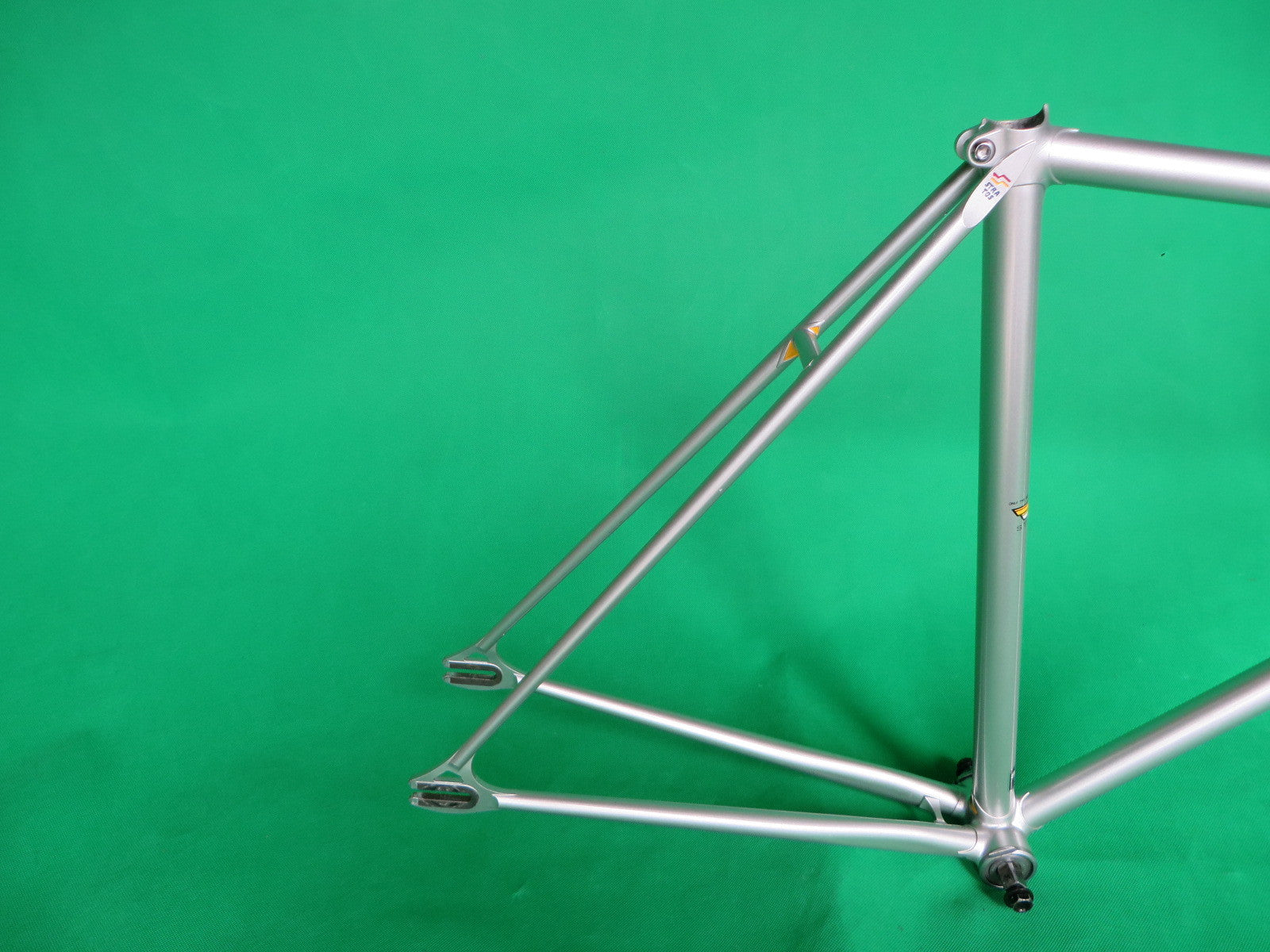 新品24-25 STRATOS 159cm JONES 24/25 STRATOS 159CM ALL MTN SNOWBOARD, | SidelineSwap