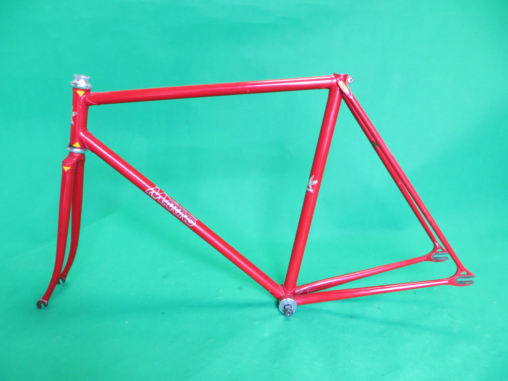 MAKINO // red 2001 // 53.5cm
