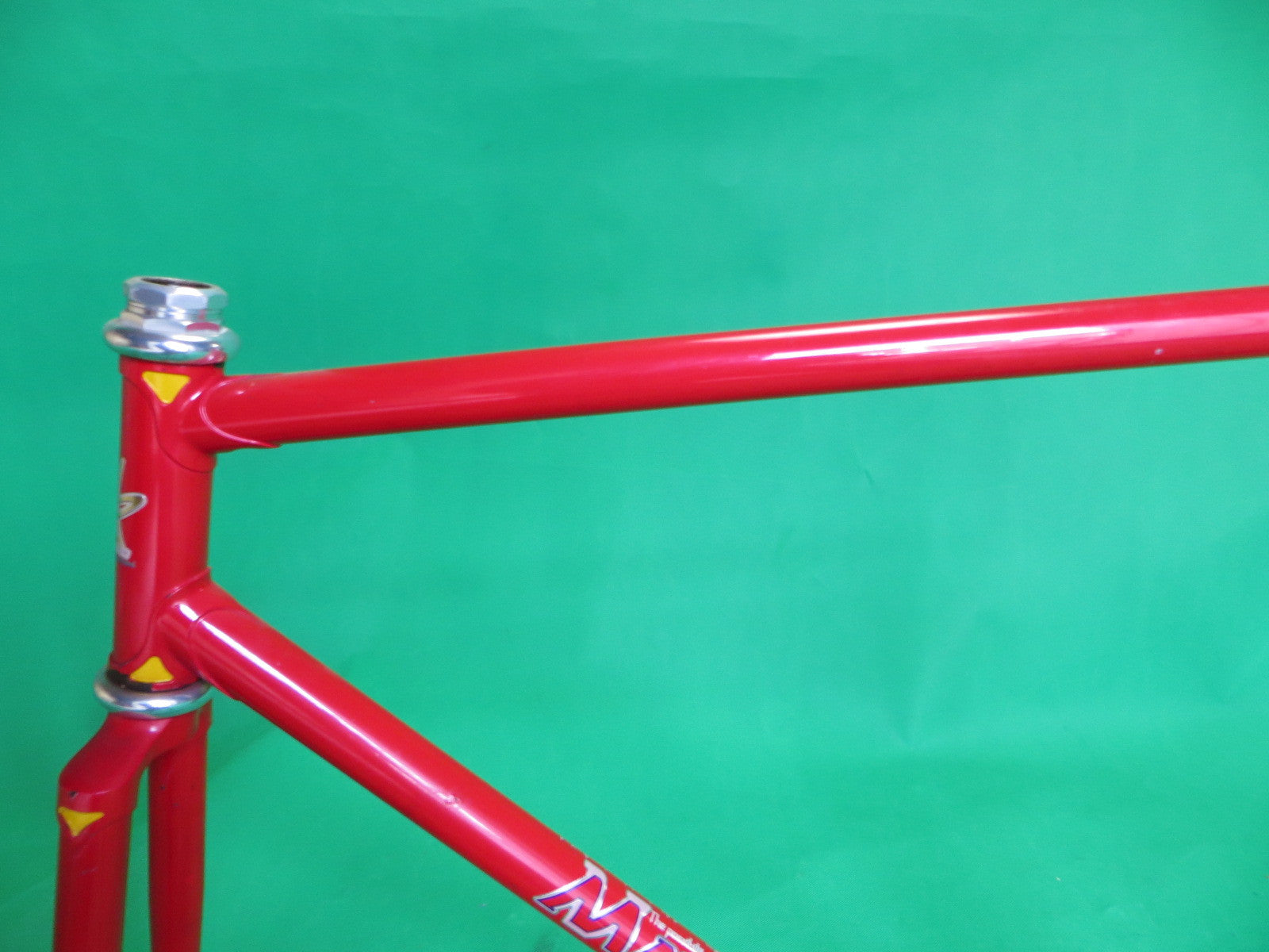 MAKINO // red 2001 // 53.5cm – NJS EXPORT