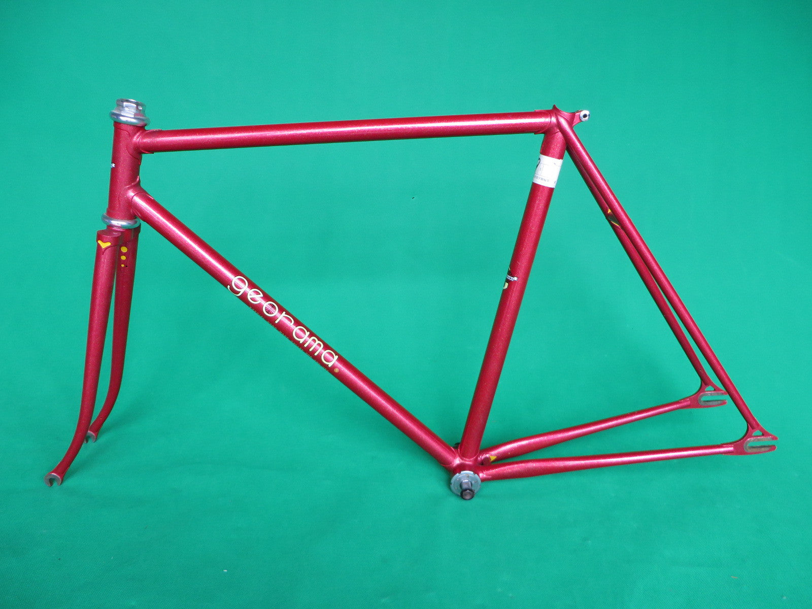 Georama Red w Gold Flake (51.5cm)