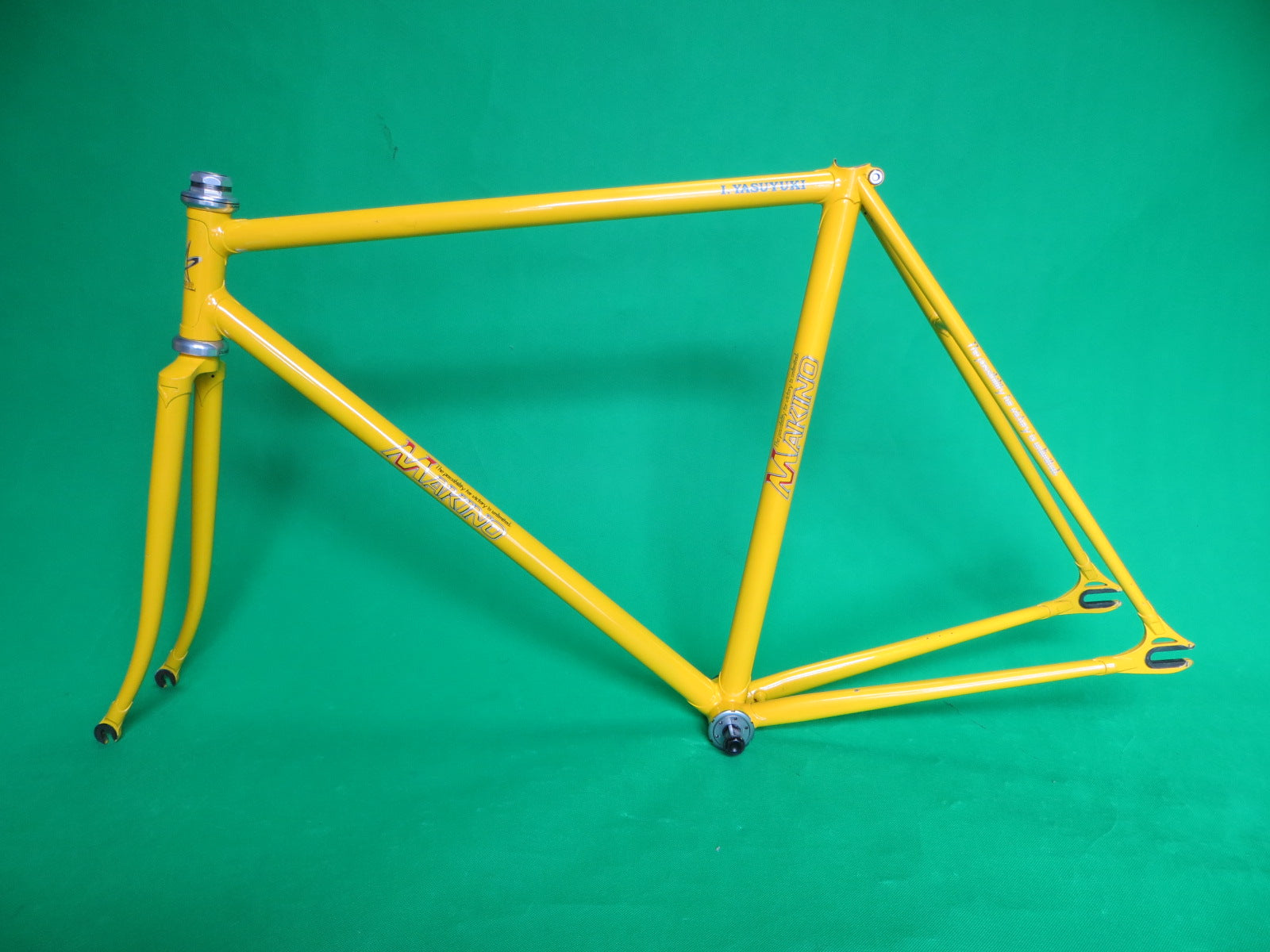 Makino  // Yellow  // 51.5cm