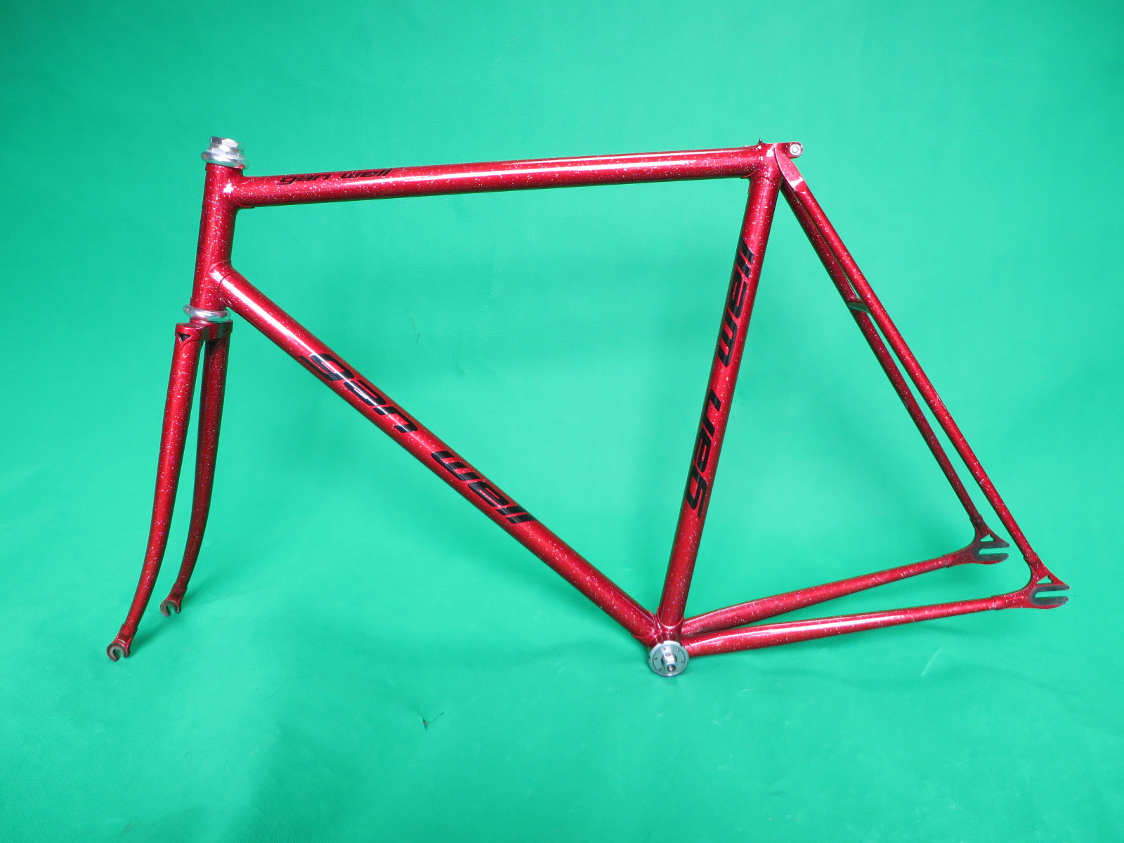 Gan Well Pro // Red Metallic with Rainbow Flake// 54.5cm