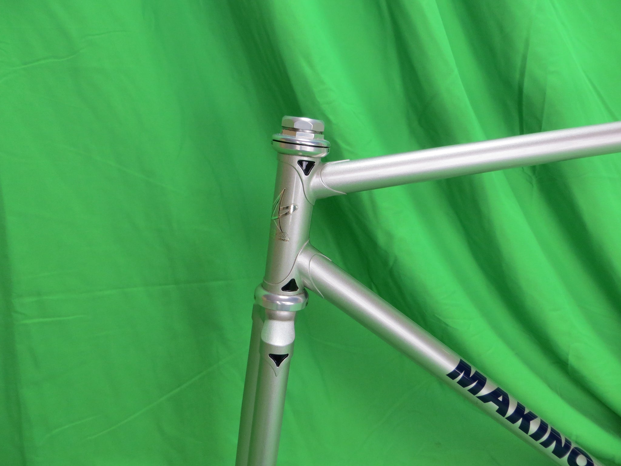 Makino // Silver // 52cm – NJS EXPORT