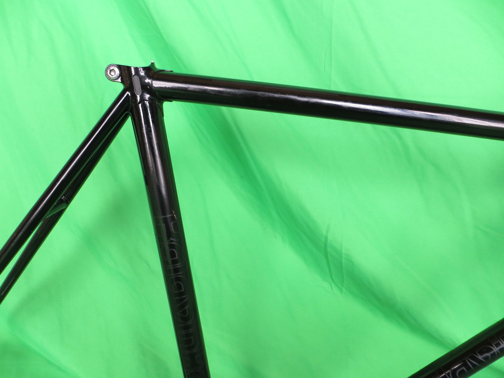 Kalavinka // Black // 52cm – NJS EXPORT